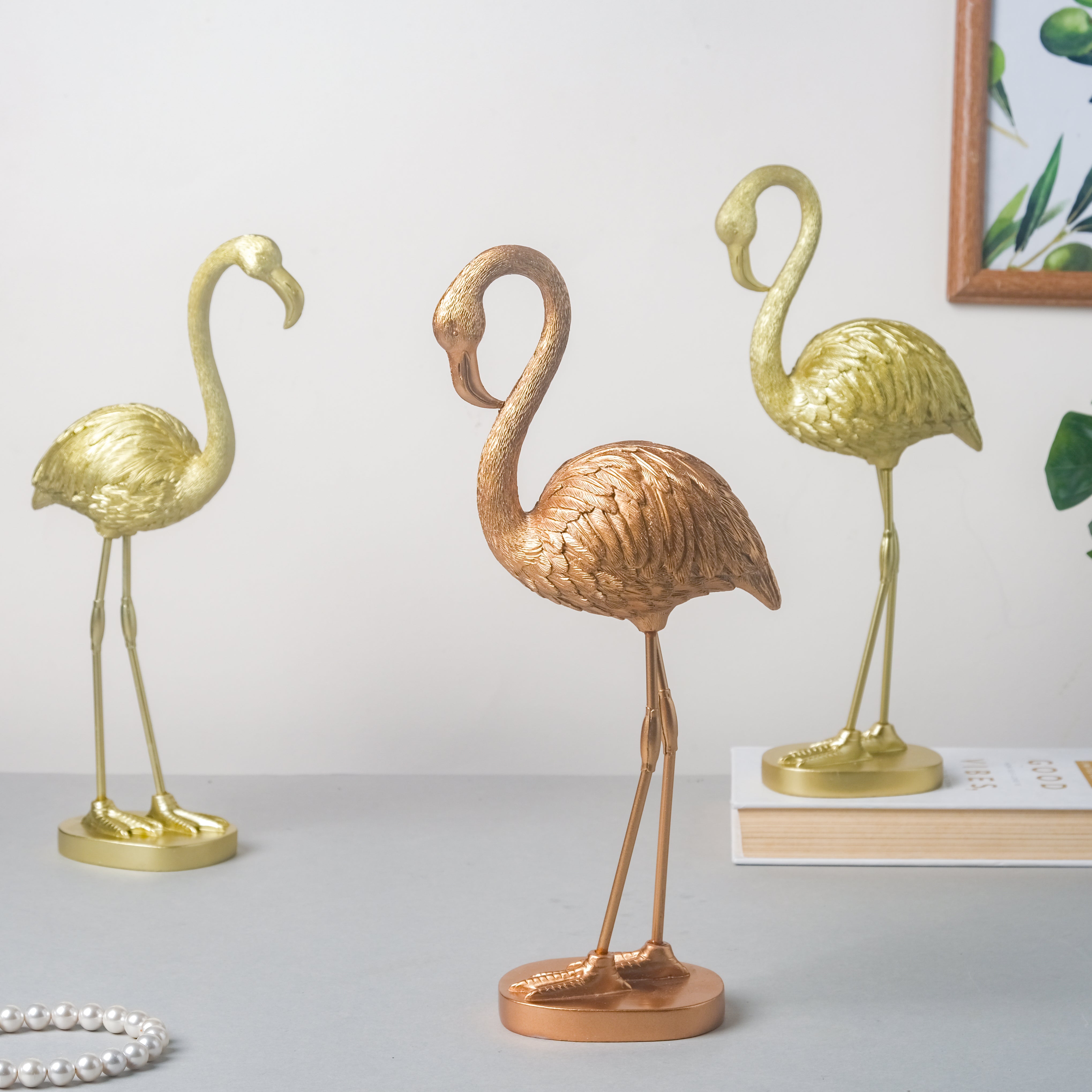 Nestasia Bird Showpiece