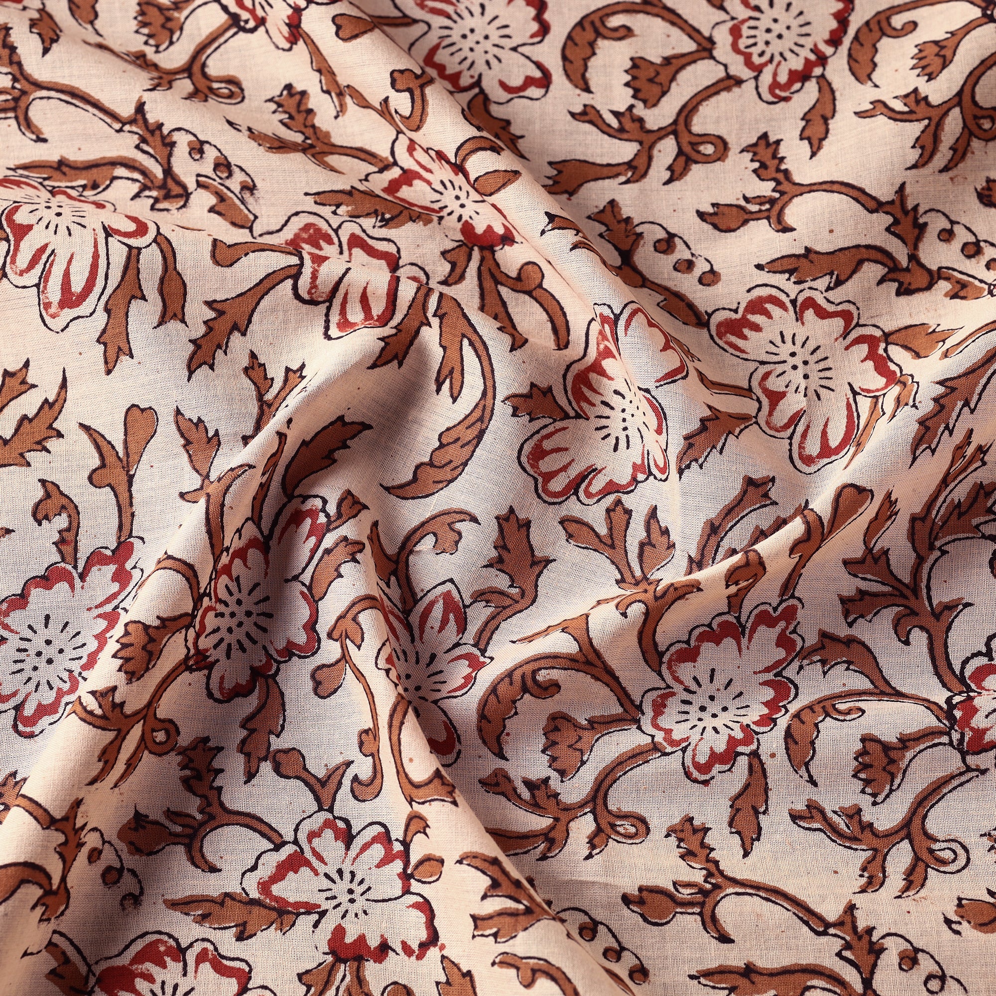 ARTISAN HAND BLOCK PRINTS Beige - Sanganeri Block Printed Mul Cotton Fabric - view 3