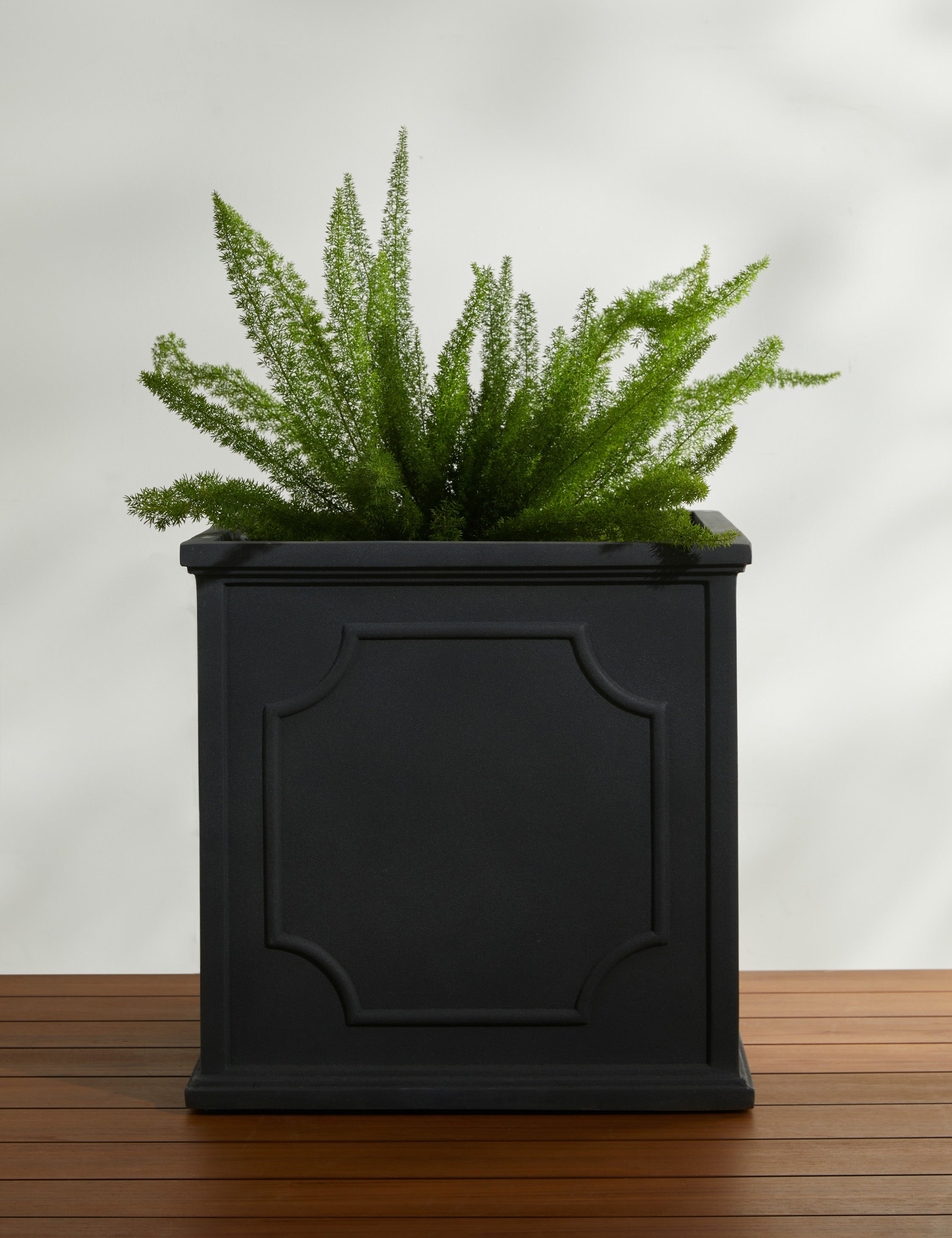 Lulu and Georgia Cumberland Planter by Campania International - view 2