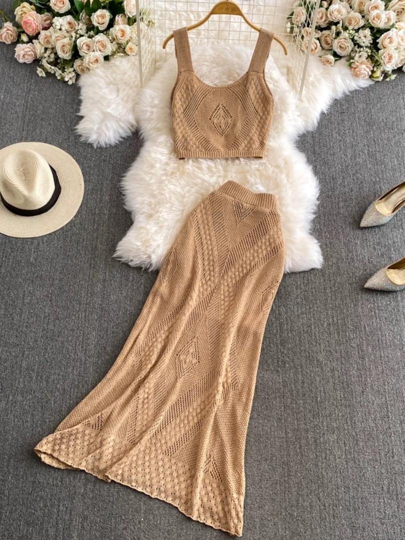 Alamode By Akanksha William Knitted Coord Set