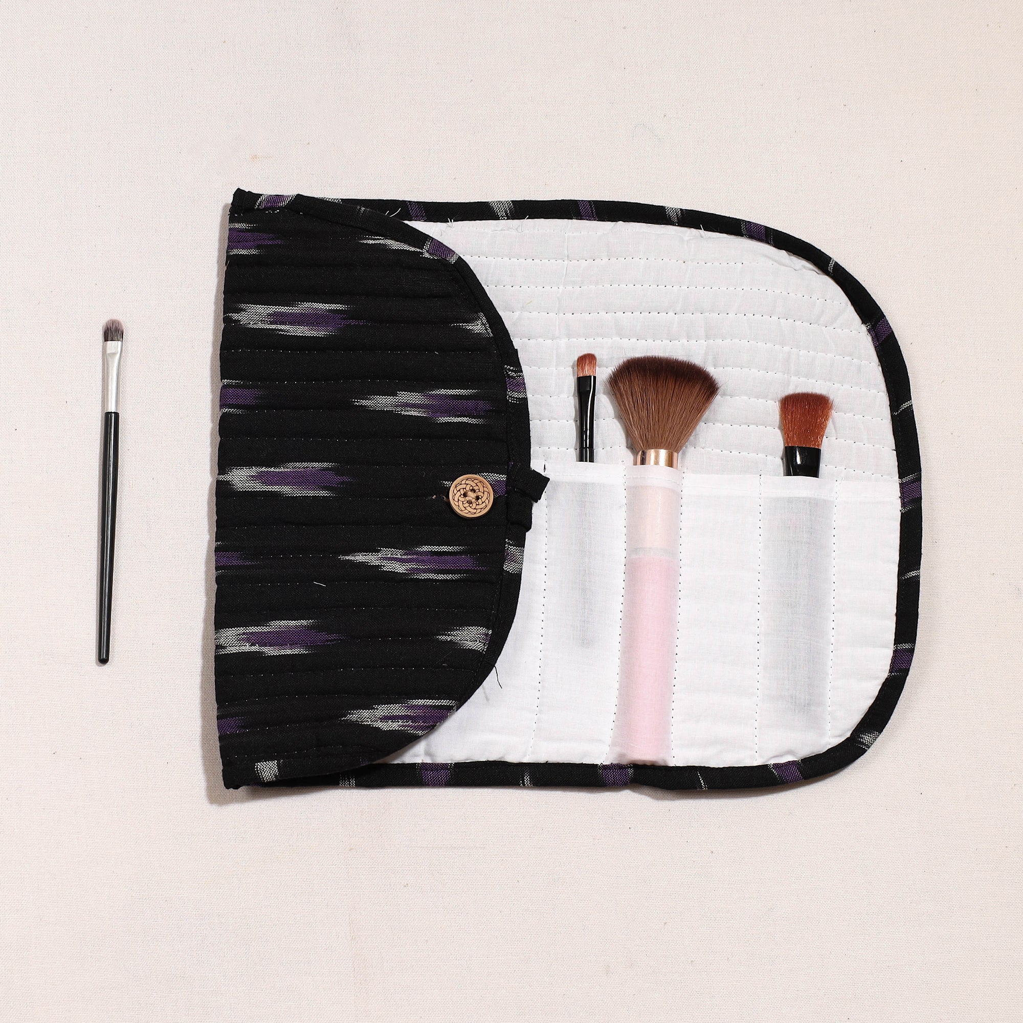 NOORI BAZAR Black - Ikat Fabric Multipurpose Segmented Make-up Brush Wrap Pouch/Case