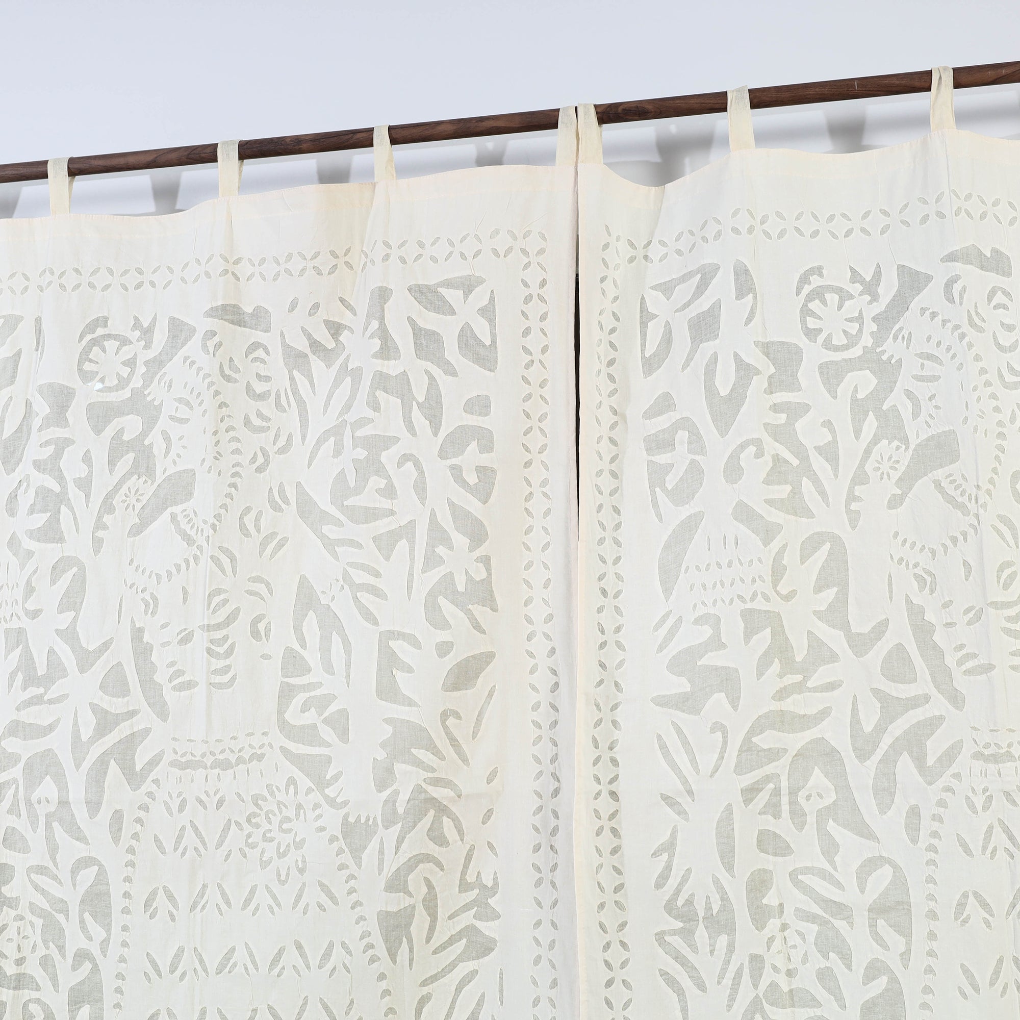 SHADES OF MARUDHARA beige - Queen Cutwork Cotton Barmer Applique Window Curtain - view 2
