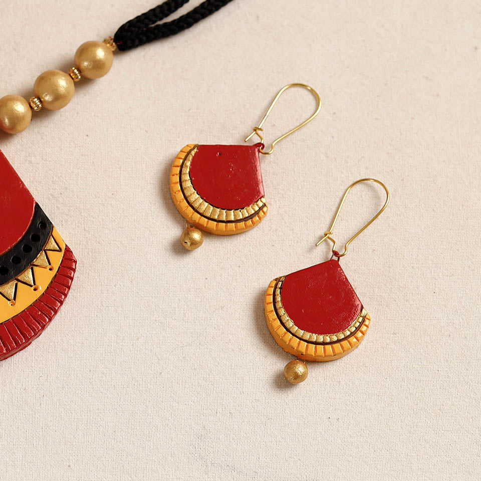 KHUSHBASH - HAPPY LOOM OF EAST Bishnupur Handpainted Terracotta Necklace Set - view 3