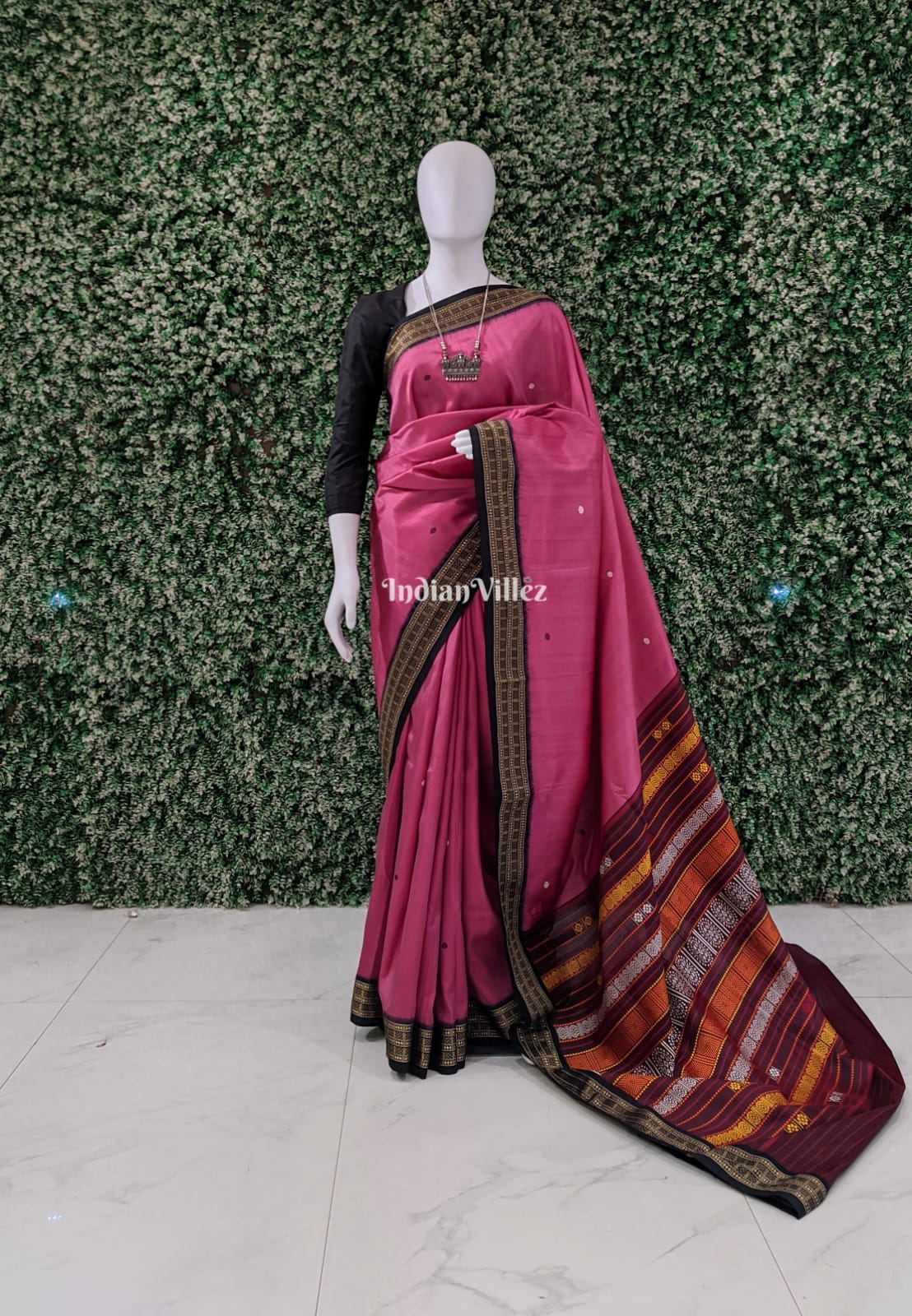 IndianVillèz Rust Pink Flower Motif Siminoi Silk Saree