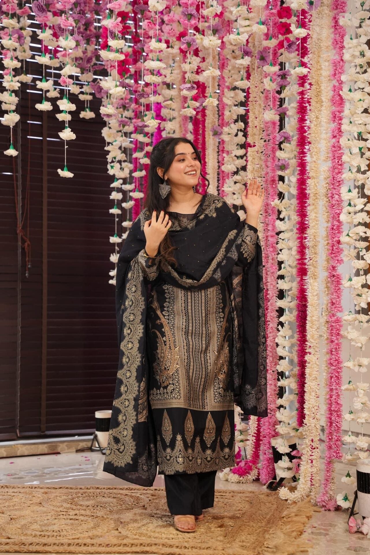 Idaho-o Starry black muslin suit set