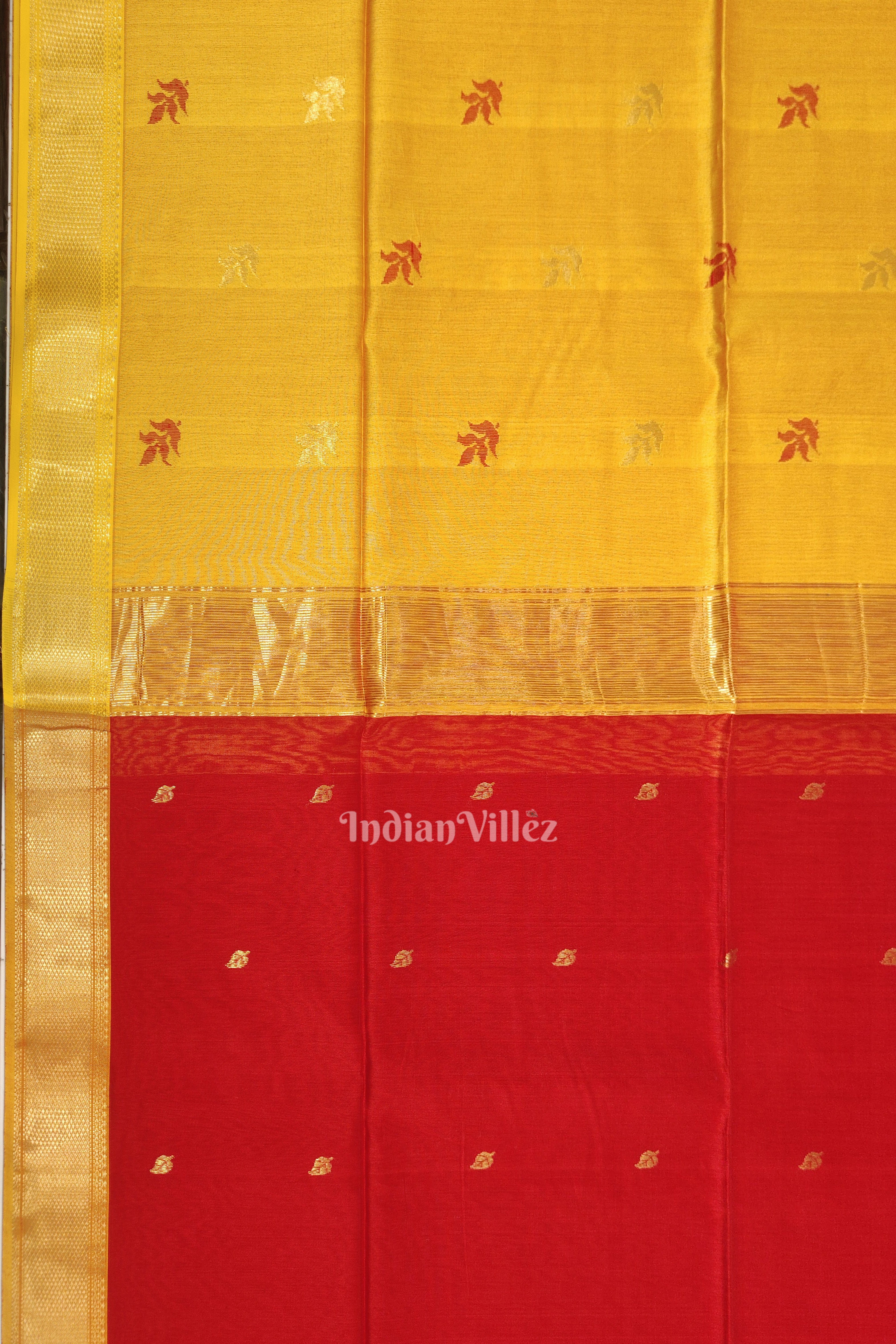 IndianVillèz Deep Red Yellow Pure Silk Cotton Maheshwari Saree - view 3