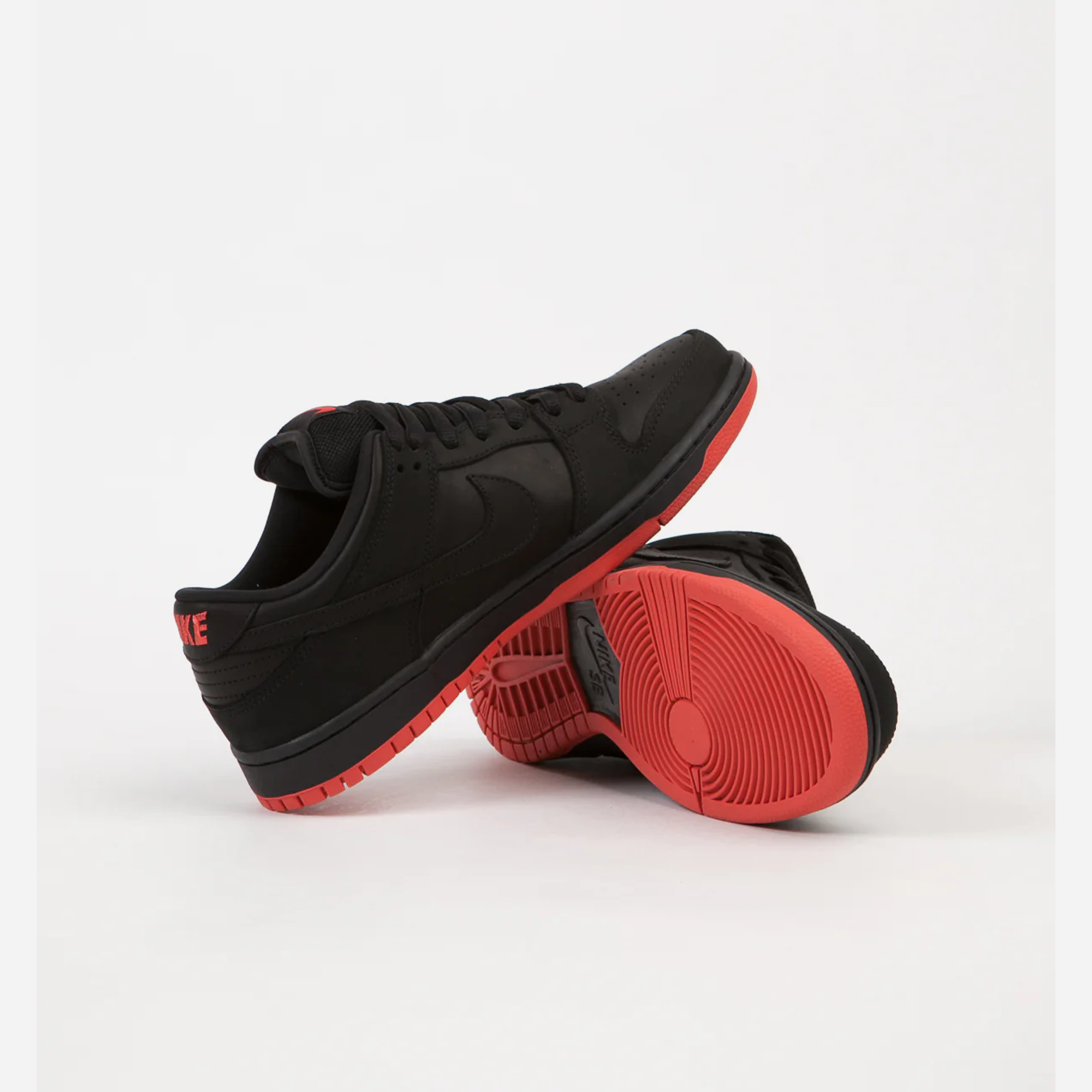Nike SB Dunk Low Black Pigeon Black Black-Sienna - view 2