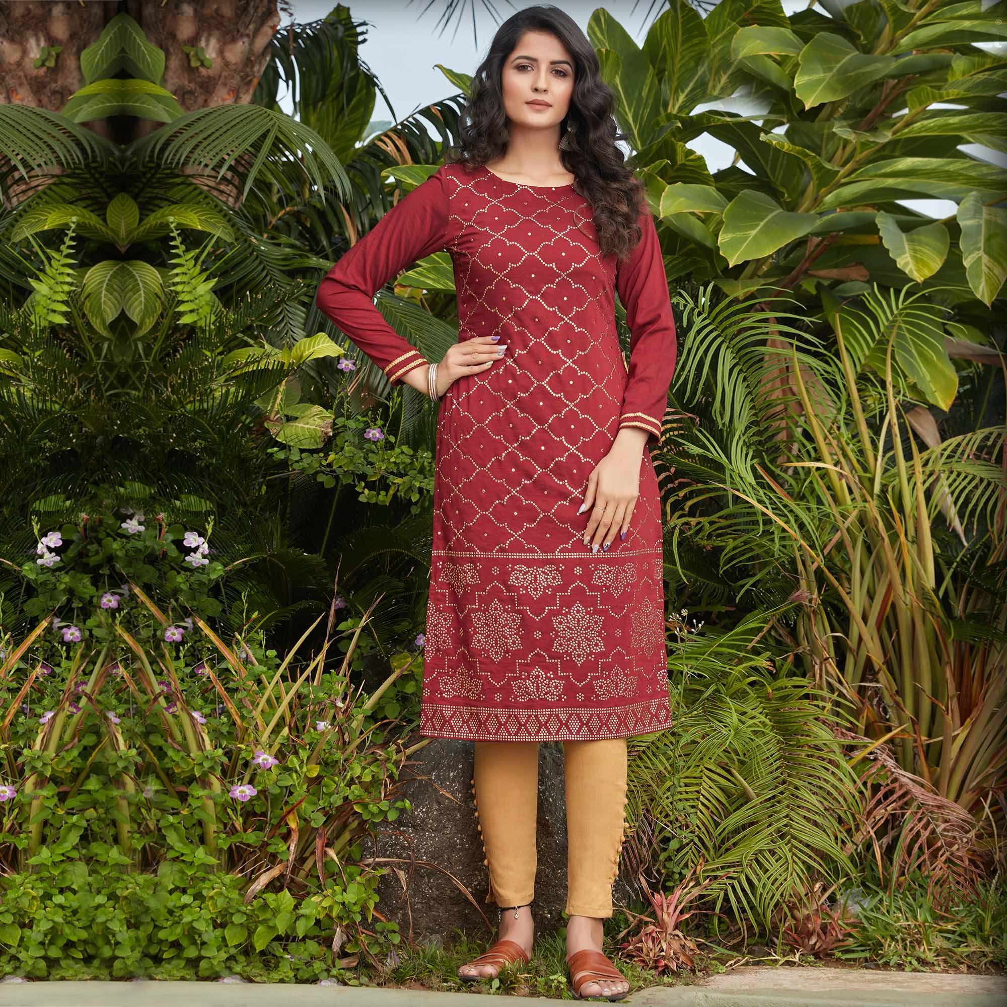 Peachmode Maroon Foil Printed Pure Cotton Kurti