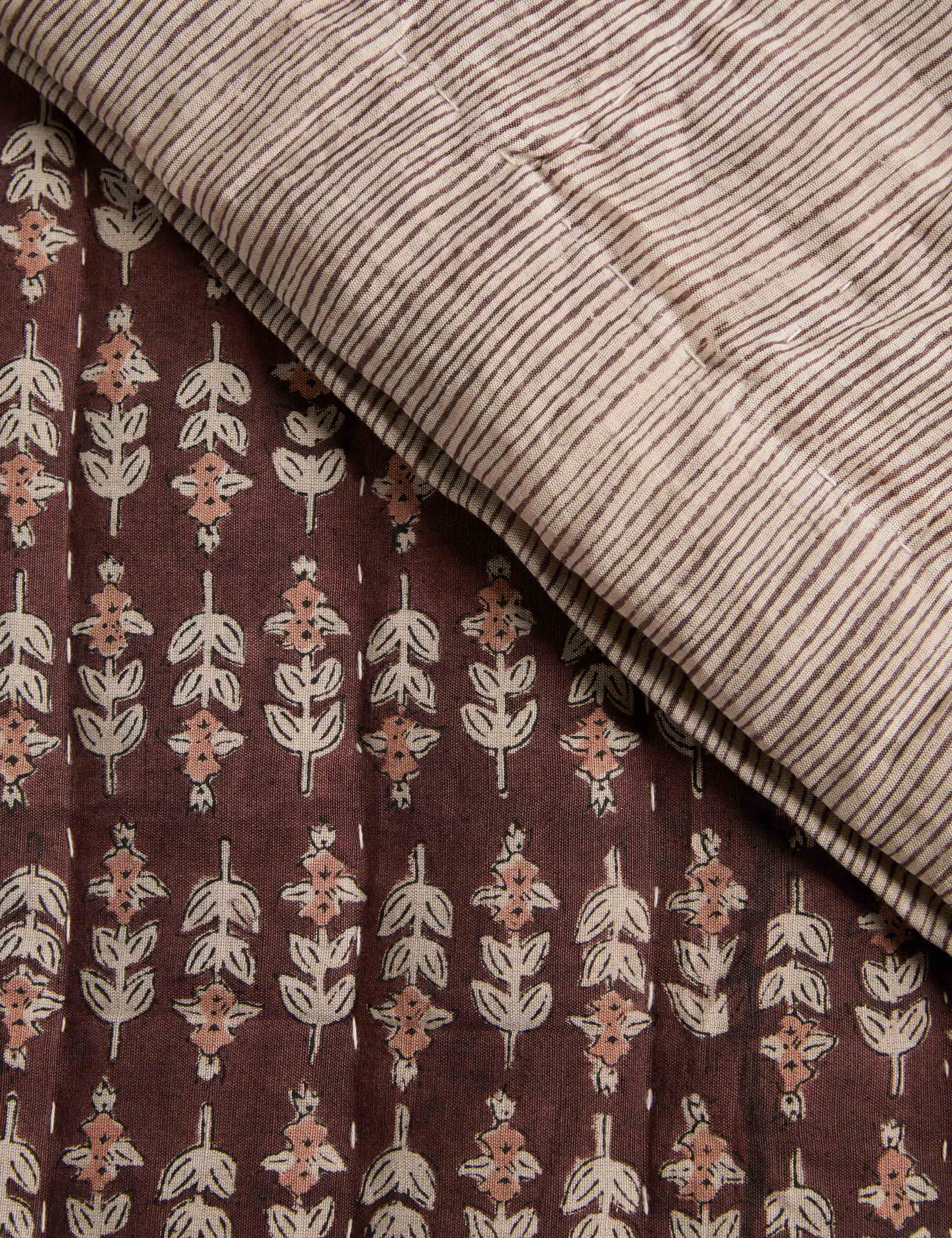 Lulu and Georgia Berrien Linen Cotton Quilt - view 15