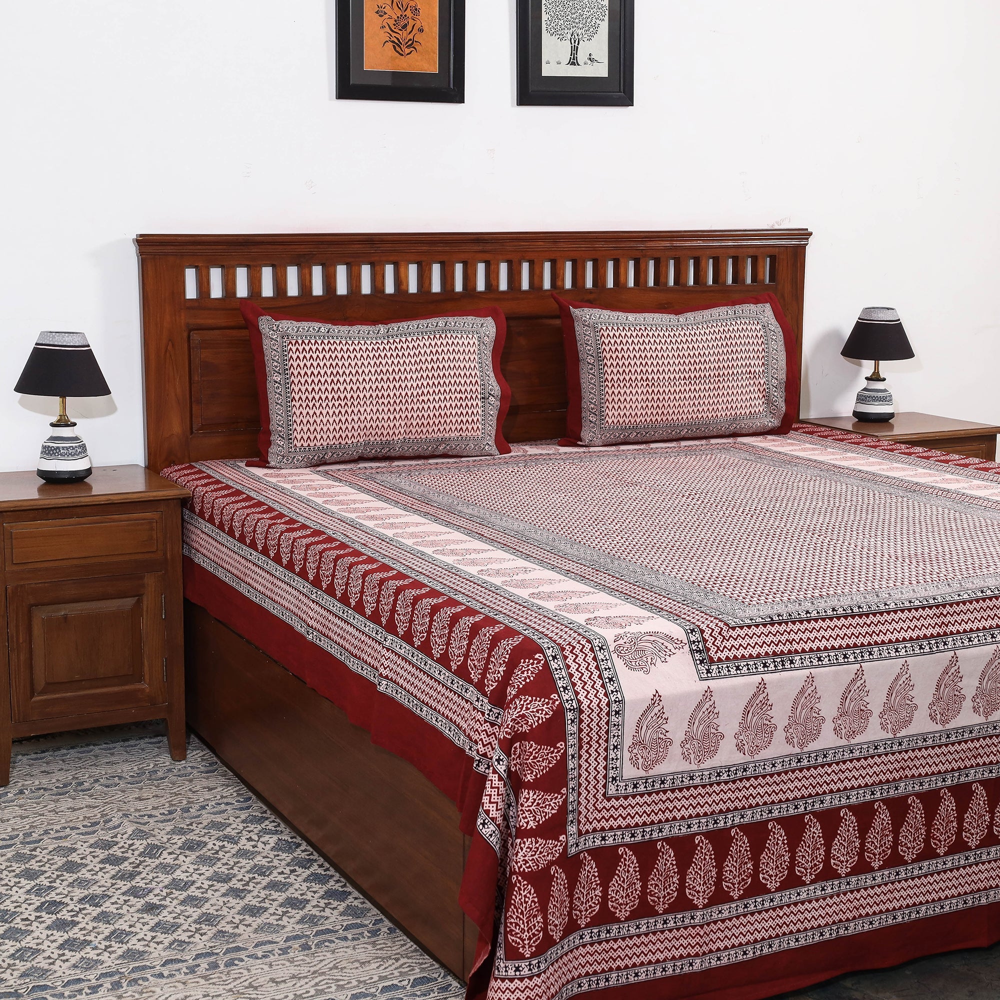 BAGH PRINTS BY ANSHAR FARUKH KHATRI Bagh Block Printed Cotton Double Bed Cover with Pillow Covers (112 x 92 in)