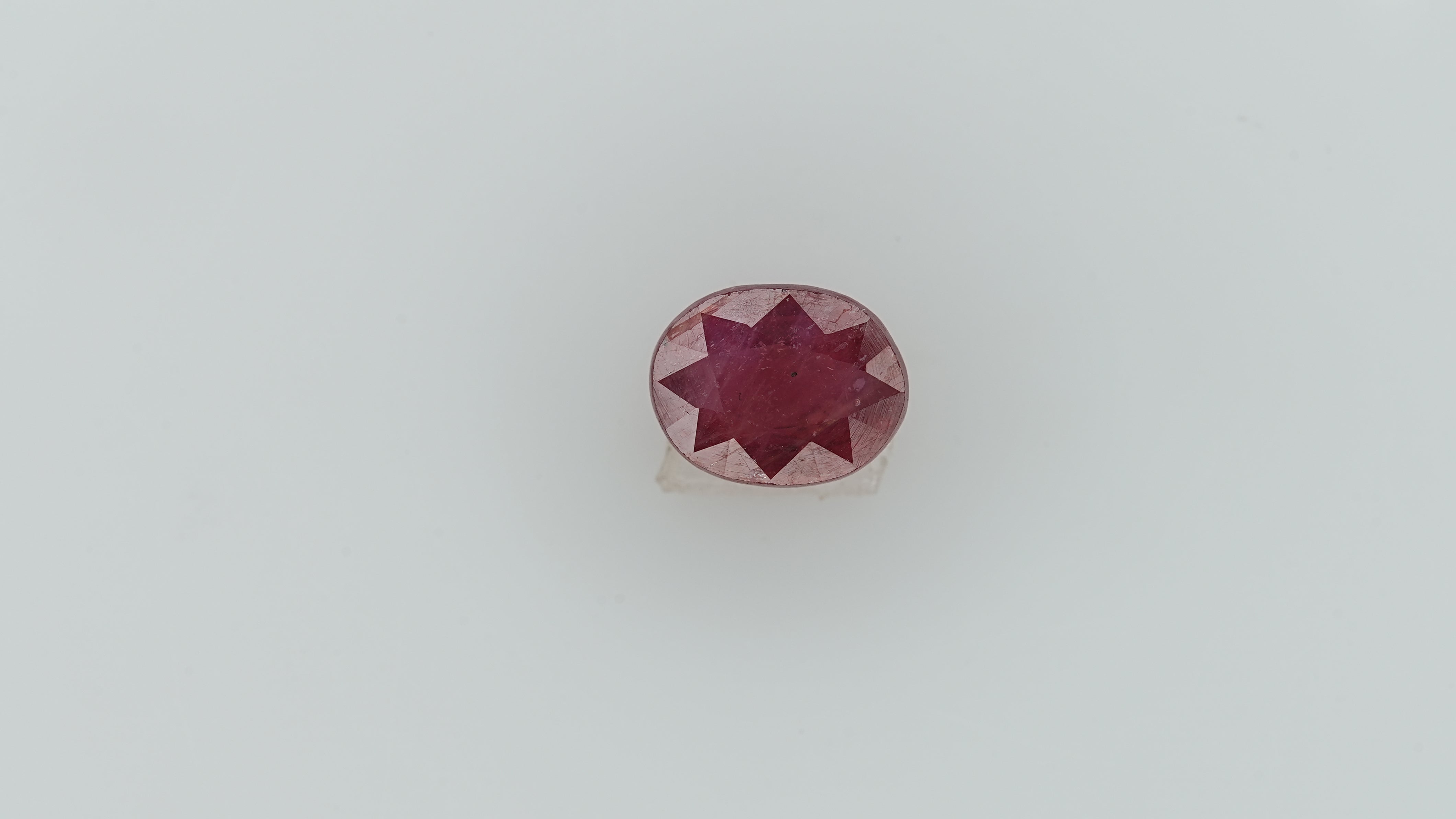 Gemsmantra Ruby - 4.12 Carats (4.532 Ratti)