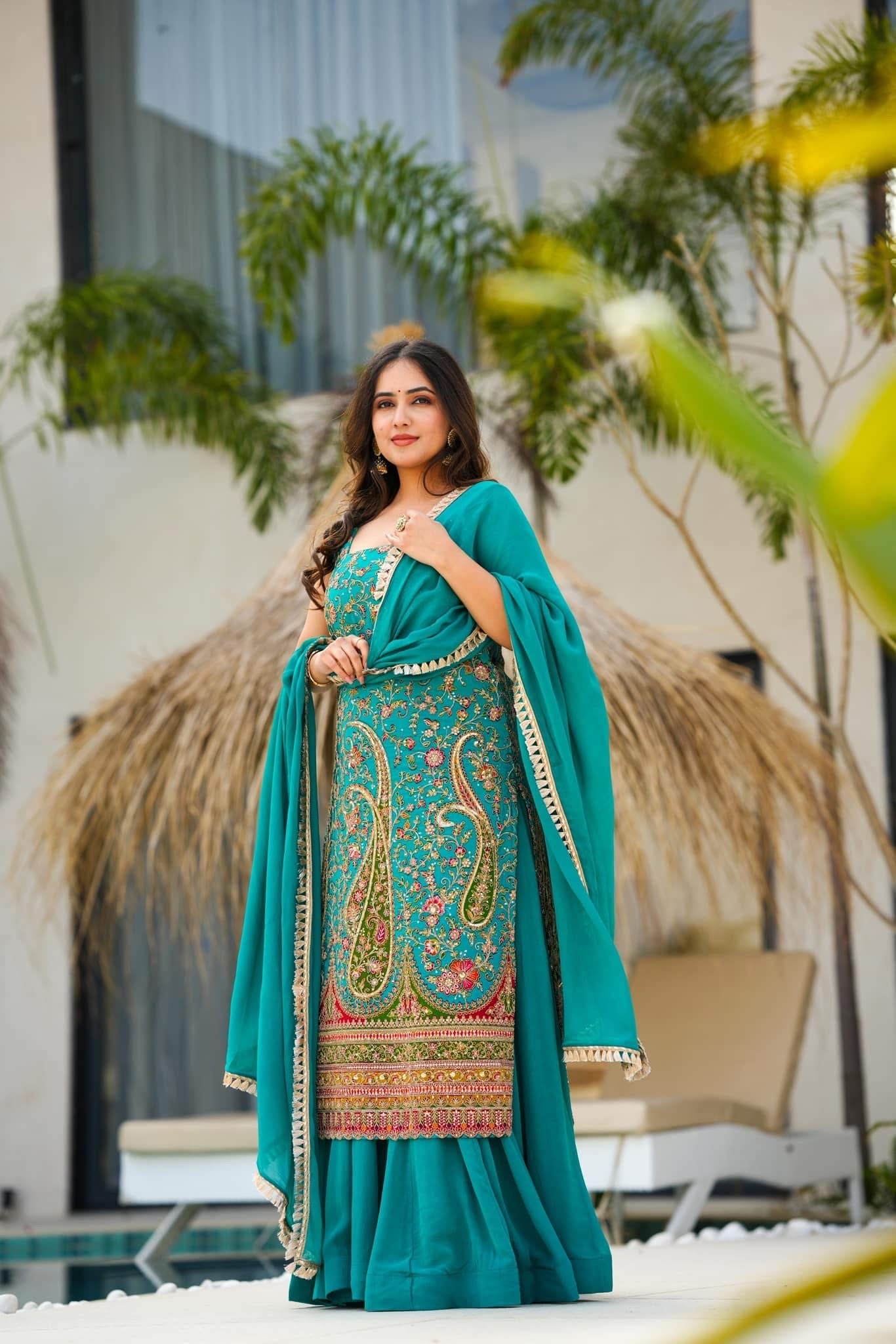 Idaho-o Electric lush heavy embroidered suit set