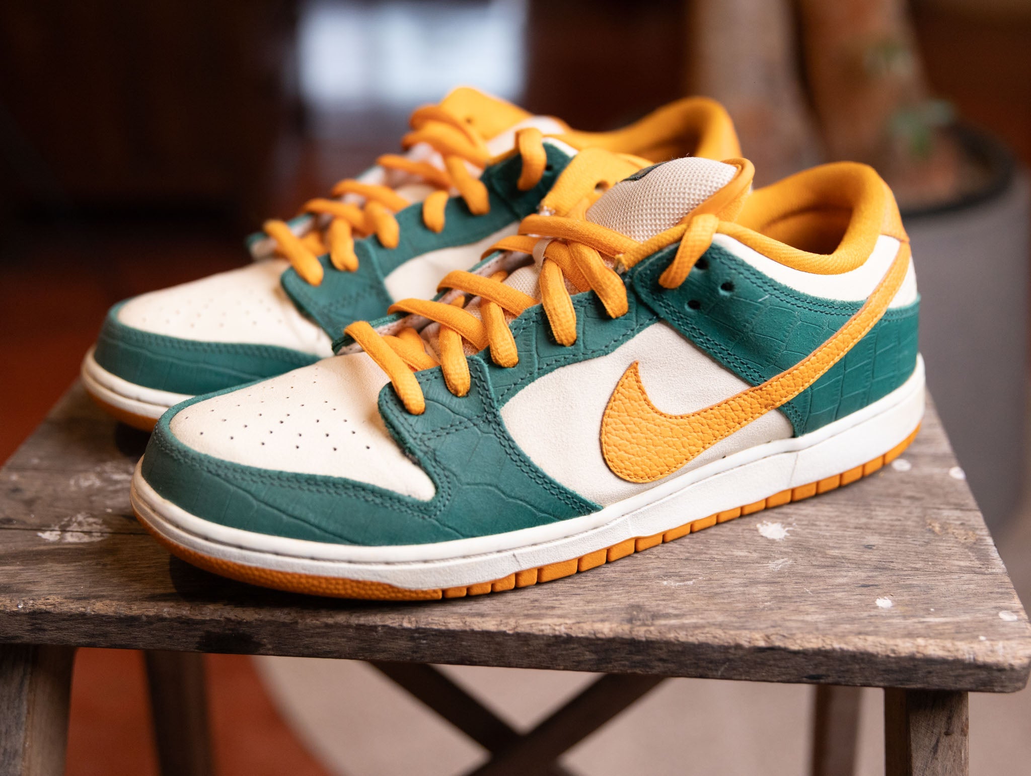 Nike SB Dunk Low Legion Pine Kumquat - view 2
