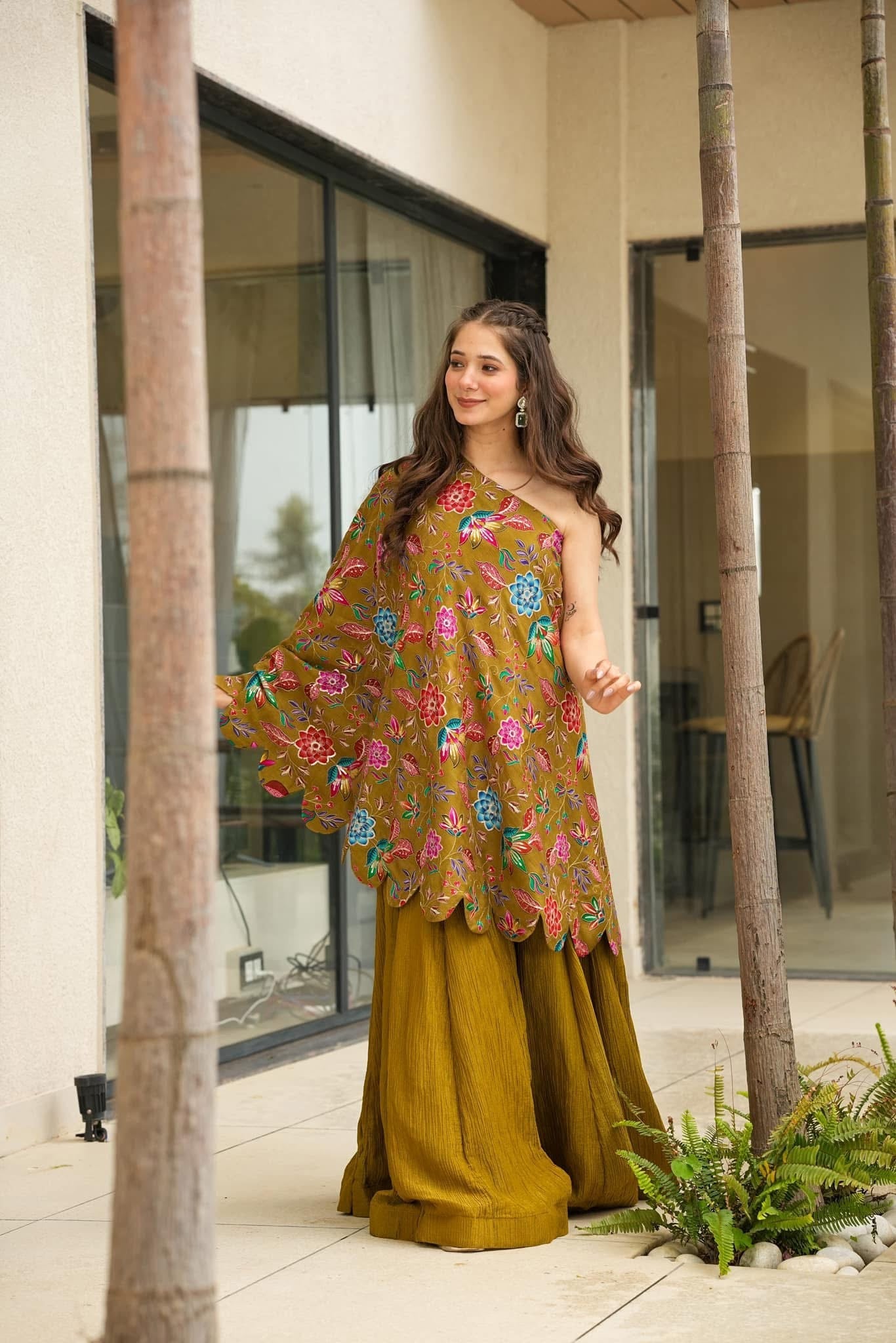 Idaho0 precious Zircon skirt set