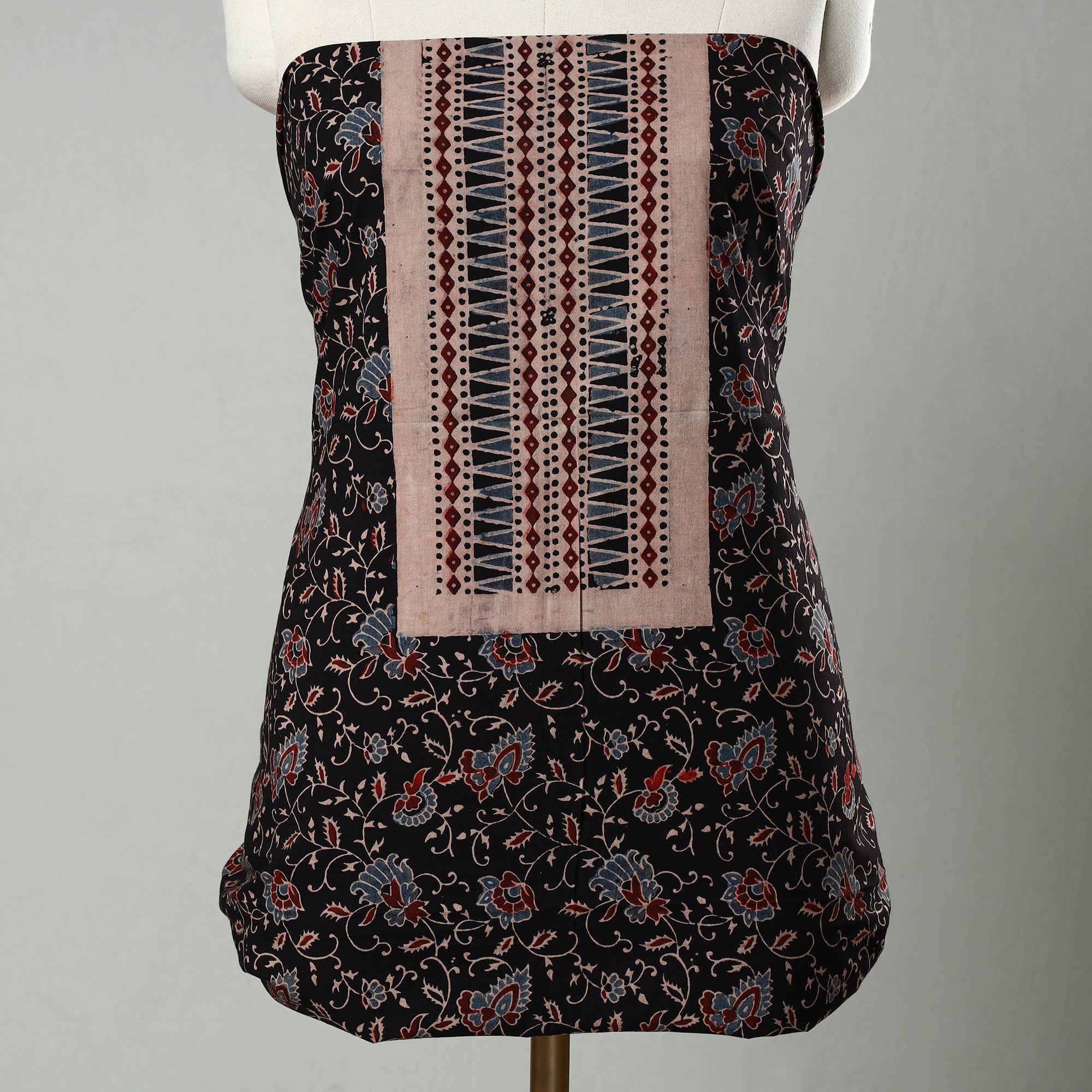 AJRAKH BY JABBAR KHATRI Black - Hand Block Print Cotton 3pc Ajrakh Dress Material 12 - view 3