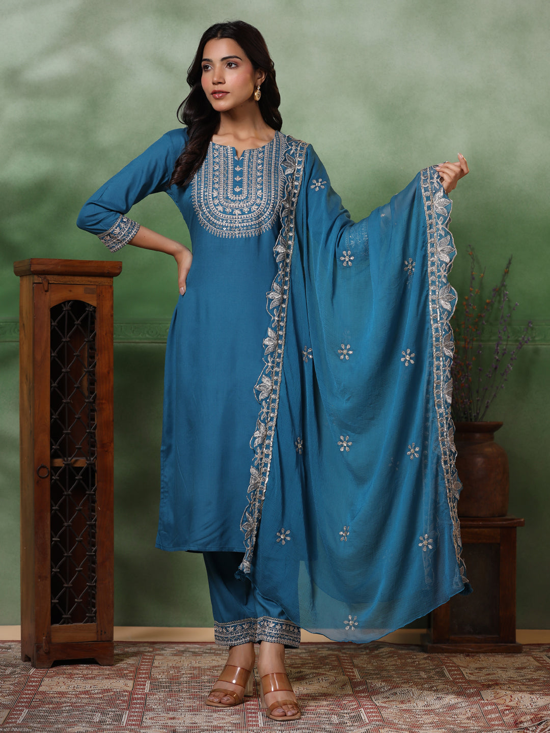 Fashor Solid Ethnic Embroidered Straight Kurta with Pant & Dupatta - Turquoise Blue - view 2