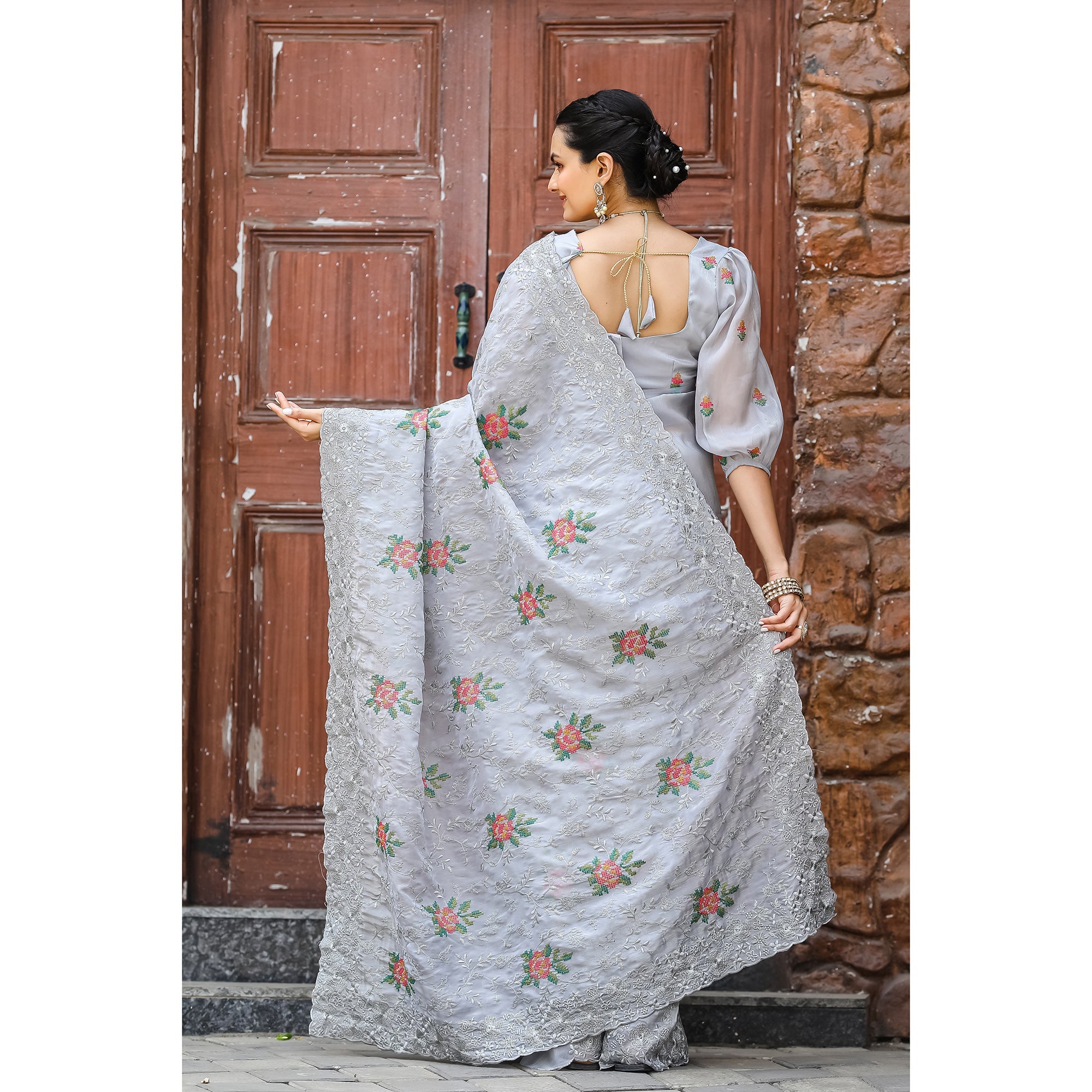 TASARIKA COUTURE Ankita Grey Chiffon Handwork Saree - view 7