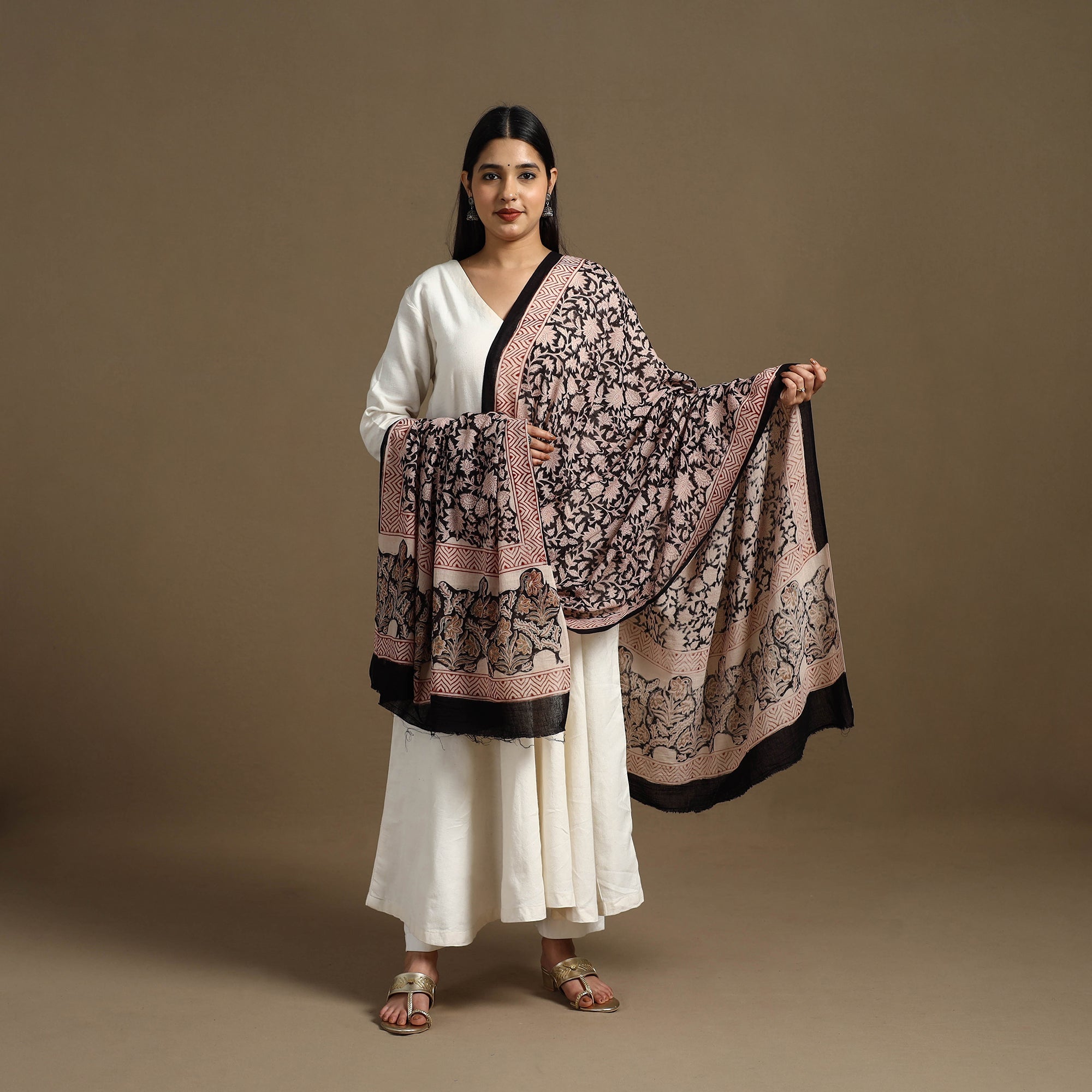 ARTISAN HAND BLOCK PRINTS Black - Block Print Mul Cotton Bagru Dupatta 01