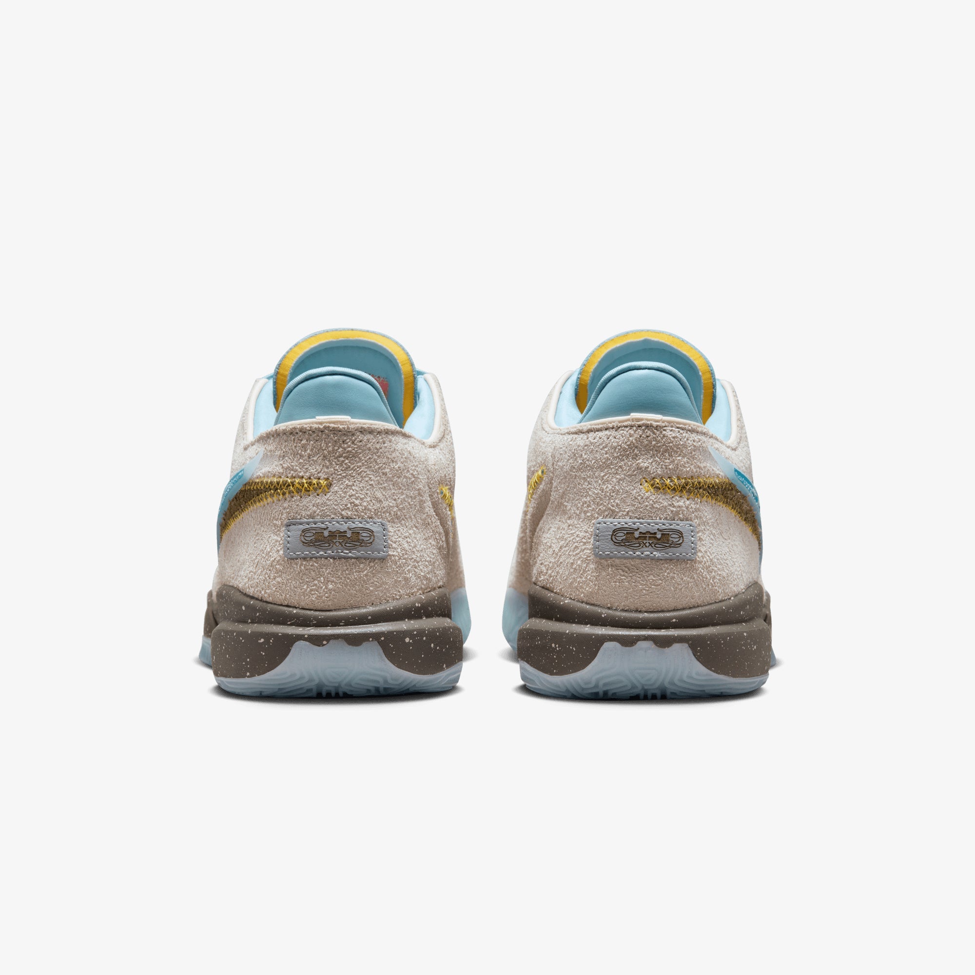 Nike | LEBRON XX EP { GUAVA ICE/BLUE LIGHTNING-EMERALD RISE - view 2