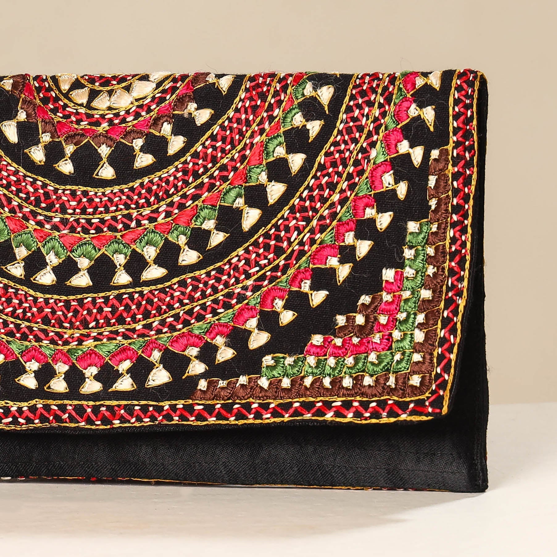 WAMA BY SMITA JAIN Black - Kutch Neran Embroidery Mashru Silk Wallet - view 2