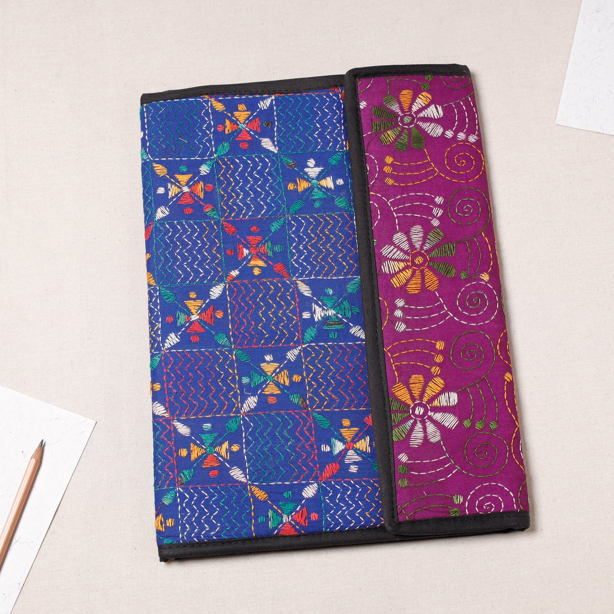 ASALKAAR Bengal Kantha Work Handcrafted File Folder