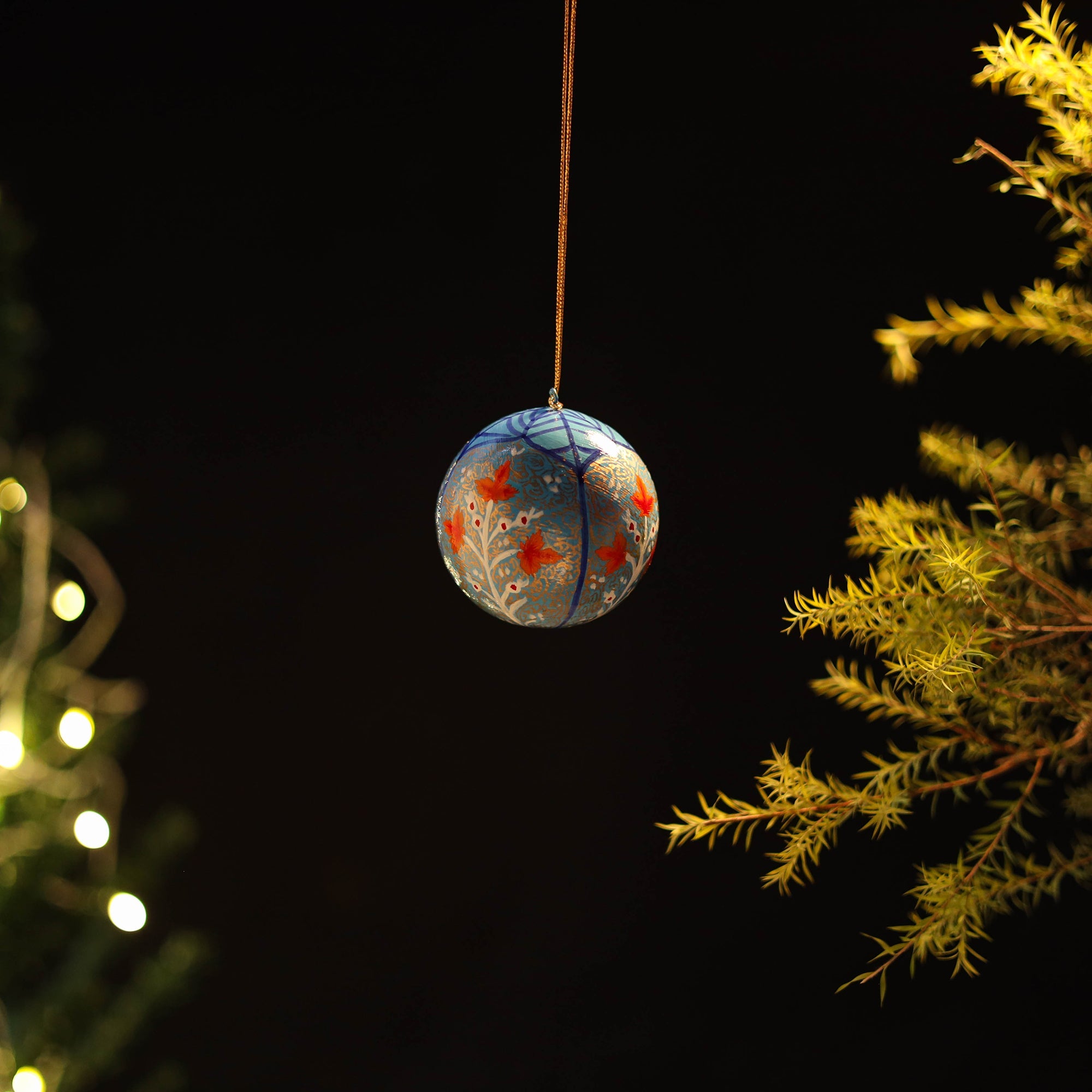 CRAFTVERA Ball - Kashmir Handpainted Christmas Ornament 09 - view 2