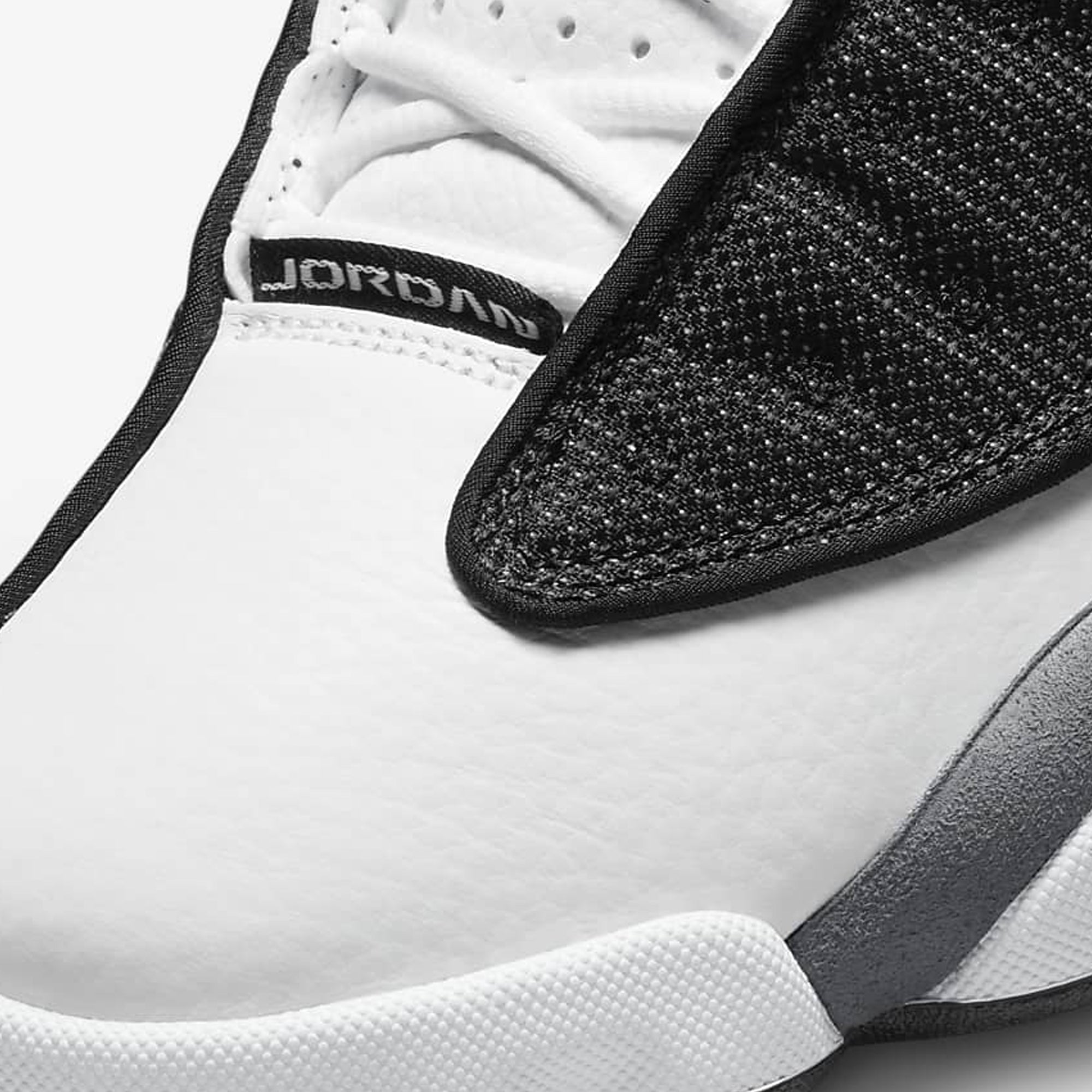 Jordan | AIR JORDAN 13 RETRO { BLACK/UNIVERSITY RED-FLINT GREY-WHITE - view 4