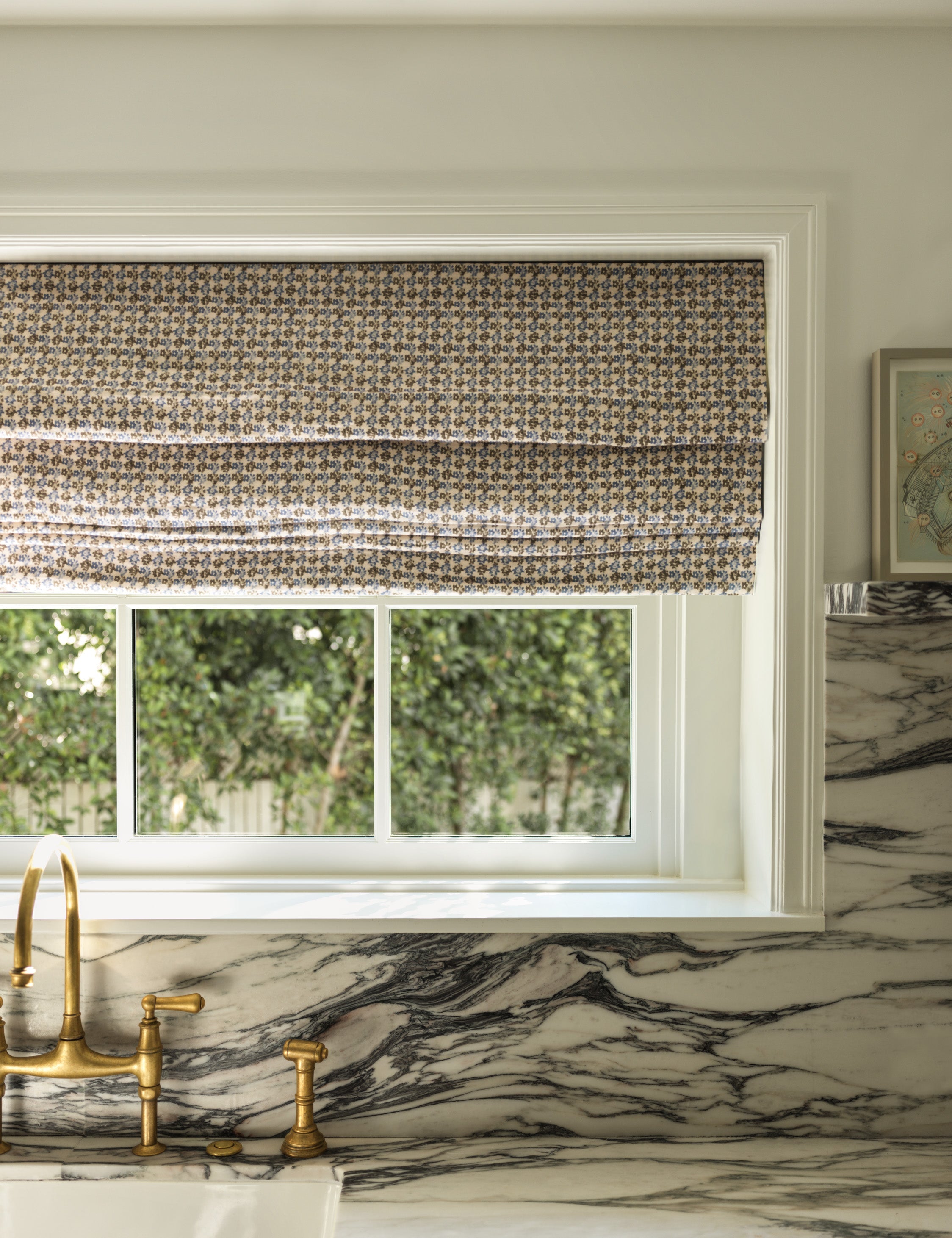 Lulu and Georgia Haris Linen Roman Shade by Heidi Caillier