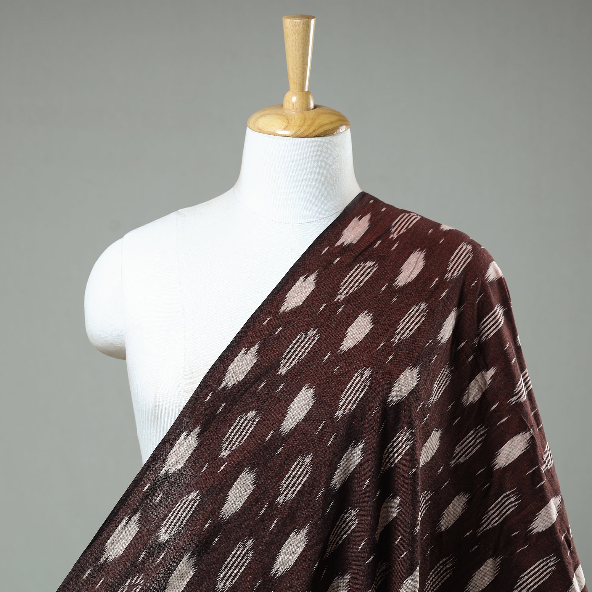 SOUTH KARGHA Brown - Pochampally Ikat Weave Cotton Fabric 15