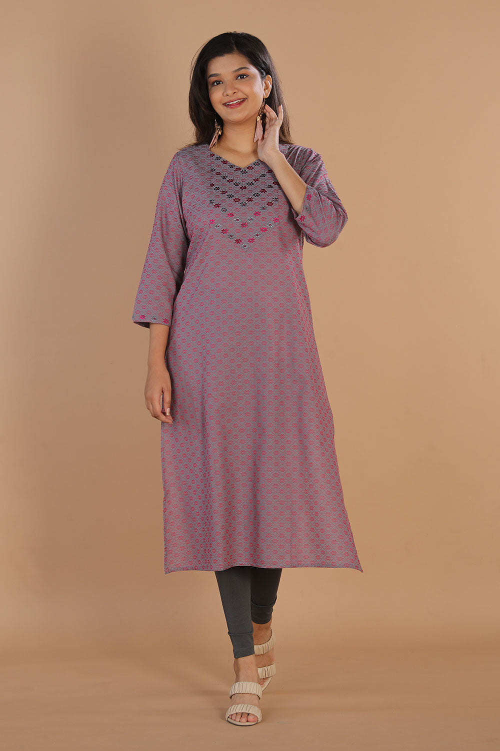 Kalanjali Ethnics Geometric embroidered long kurti - view 5