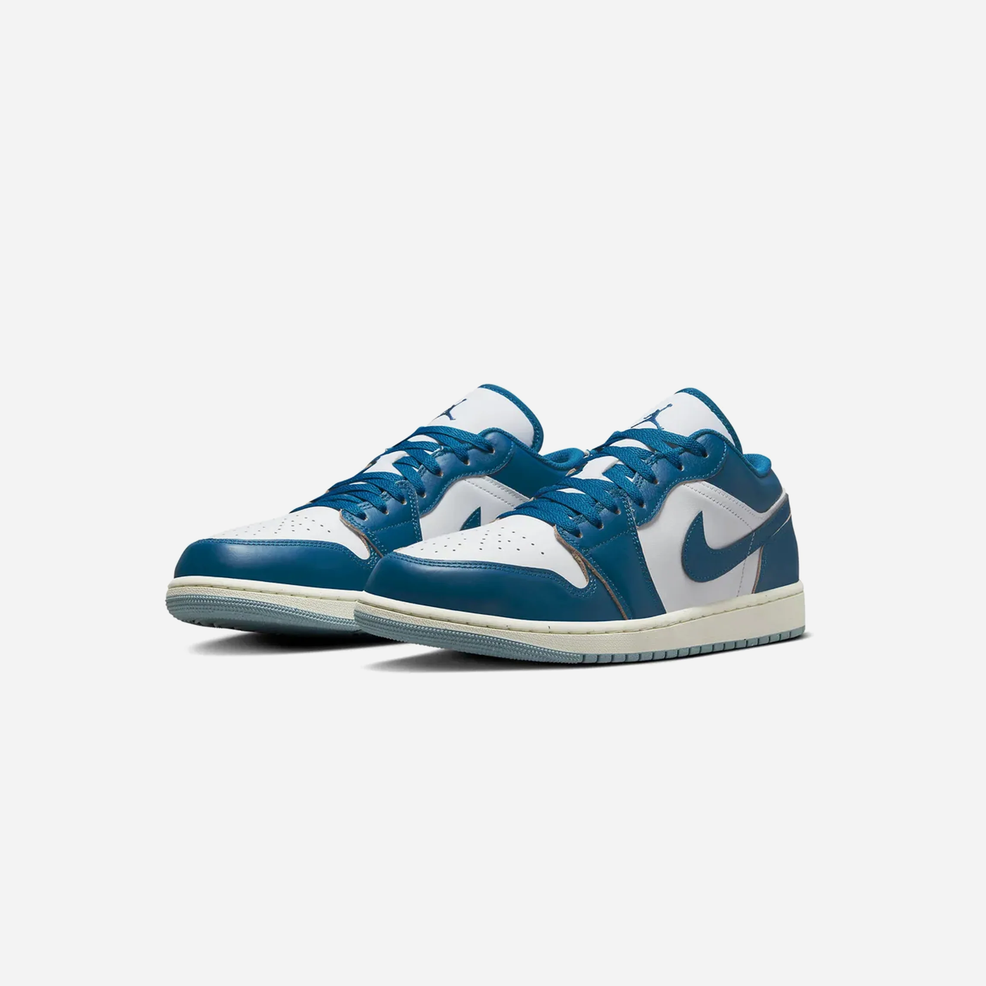 Nike Air Jordan 1 Low Industrial Blue - view 2