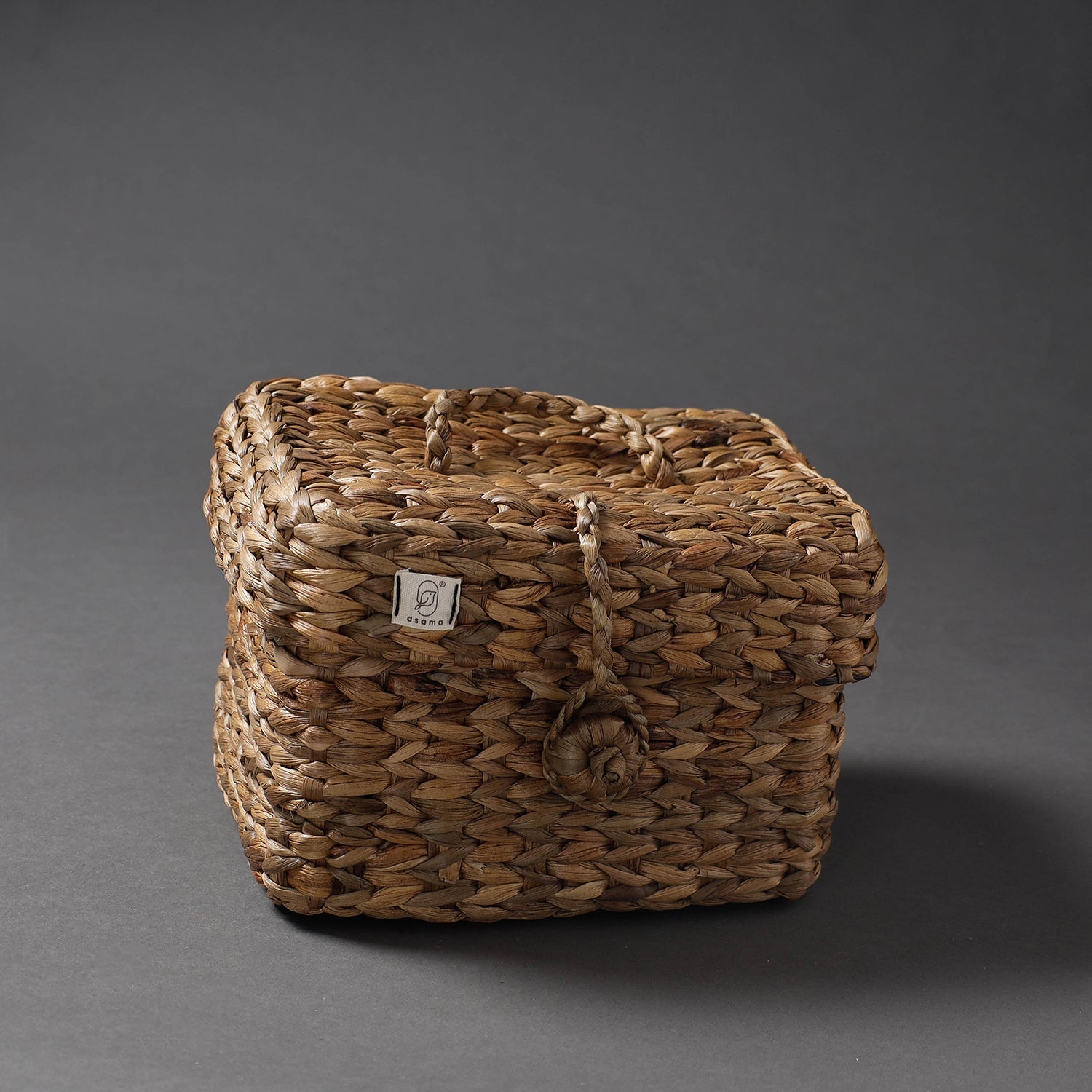 ASAMA Brown - Handcrafted Organic Water Hyacinth Hooded Basket (9 x 7 in)