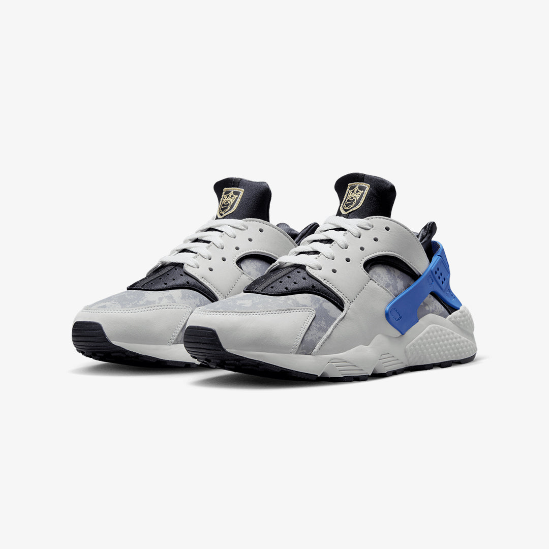 Nike | AIR HUARACHE PREMIUM { SUMMIT WHITE/ANTHRACITE