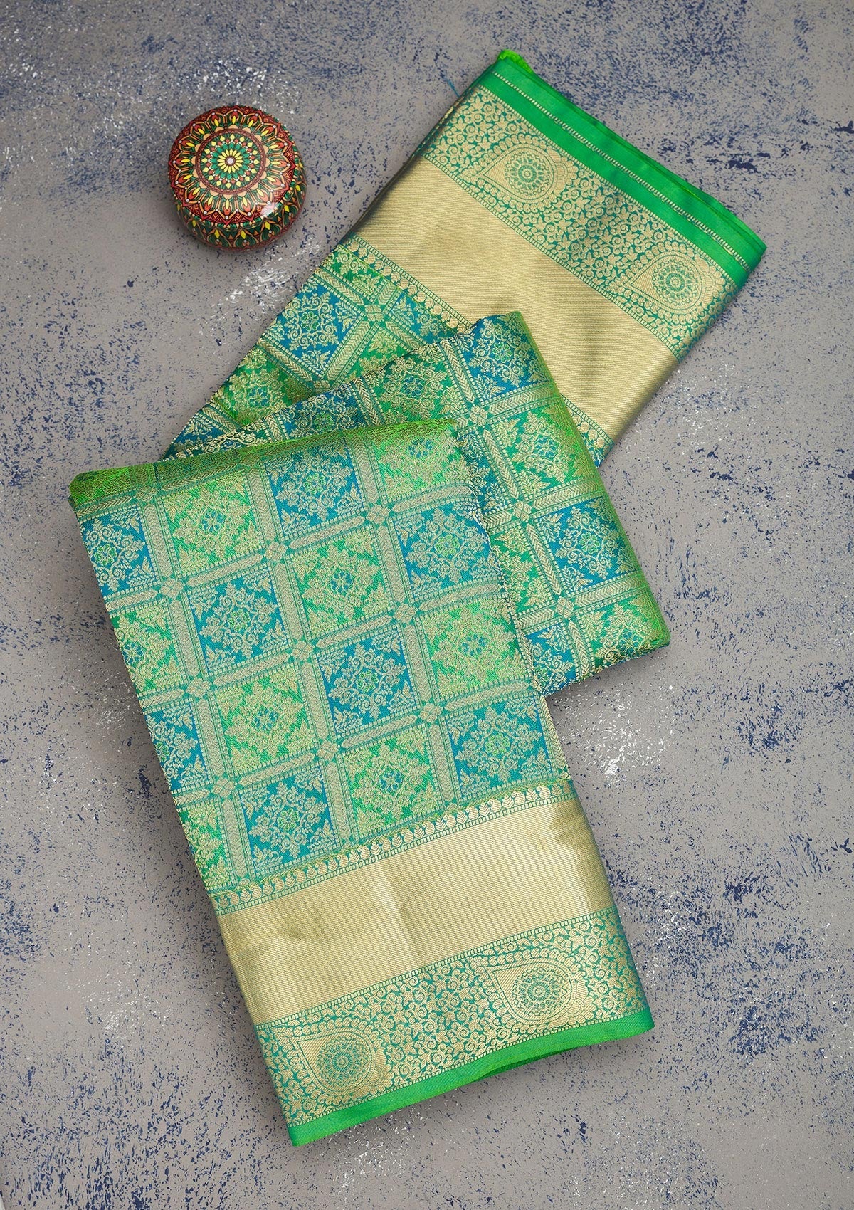 Koskii Leaf Green Zariwork Pure Silk Saree – Women's