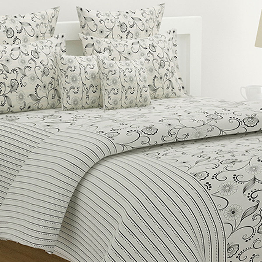 Swayam India Veda Duvet Cover - 12212