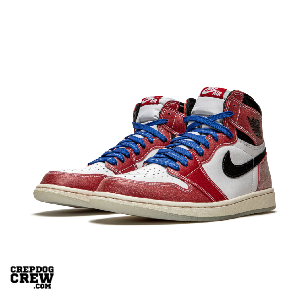 Nike Air Jordan Jordan 1 Retro High Trophy Room Chicago (Friends and Family) (With Blue Laces) - view 2