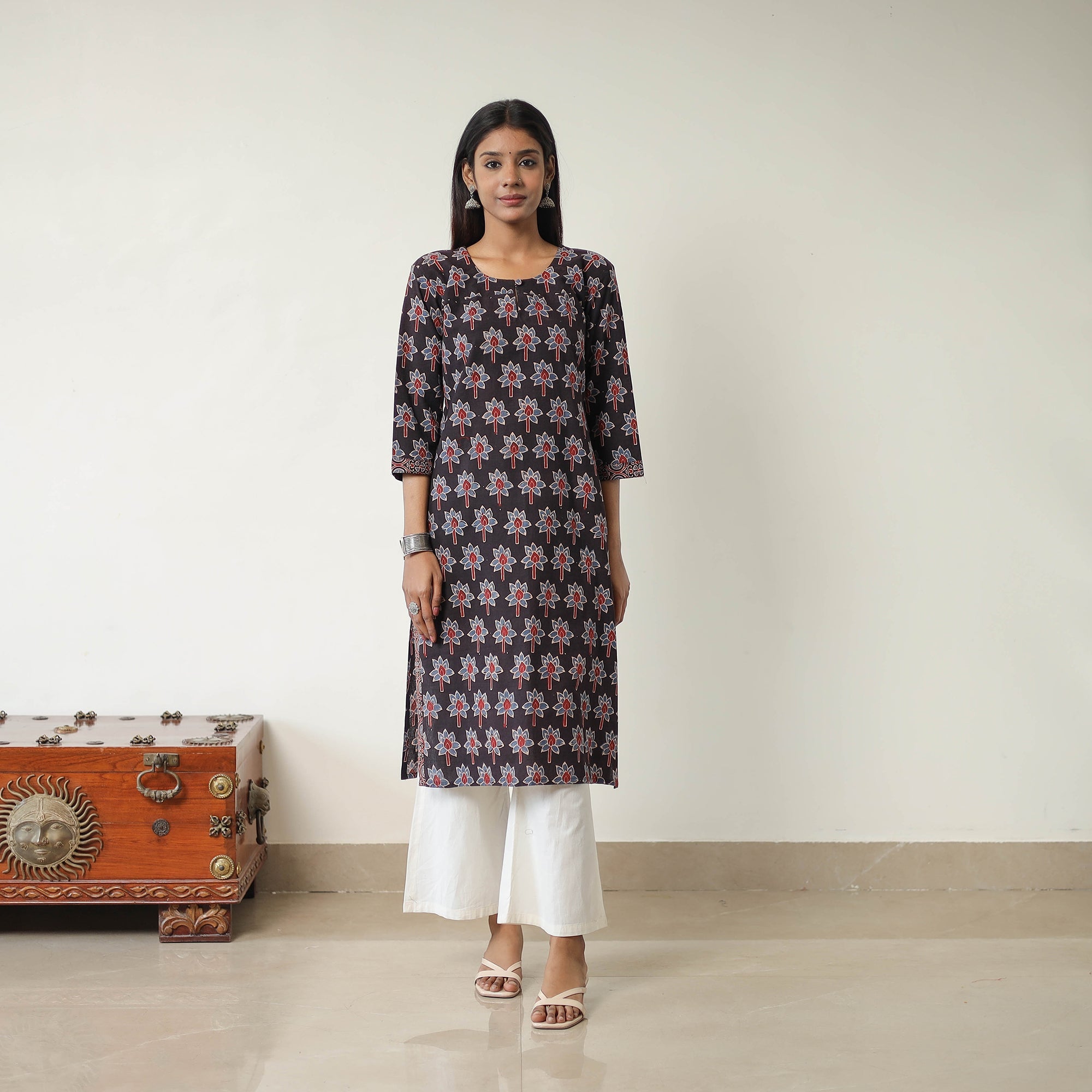 ITOKRI CASUALS Black - Block Printed Cotton Straight Ajrakh Kurta 07 - view 3