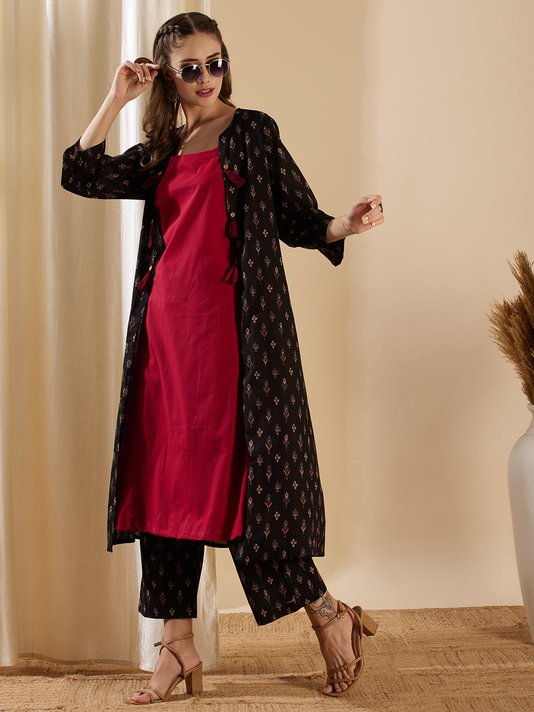 Fashor Ethnic Ikat Printed A-Line Jacket with Solid Inner & Printed Palazzo - Black - view 2