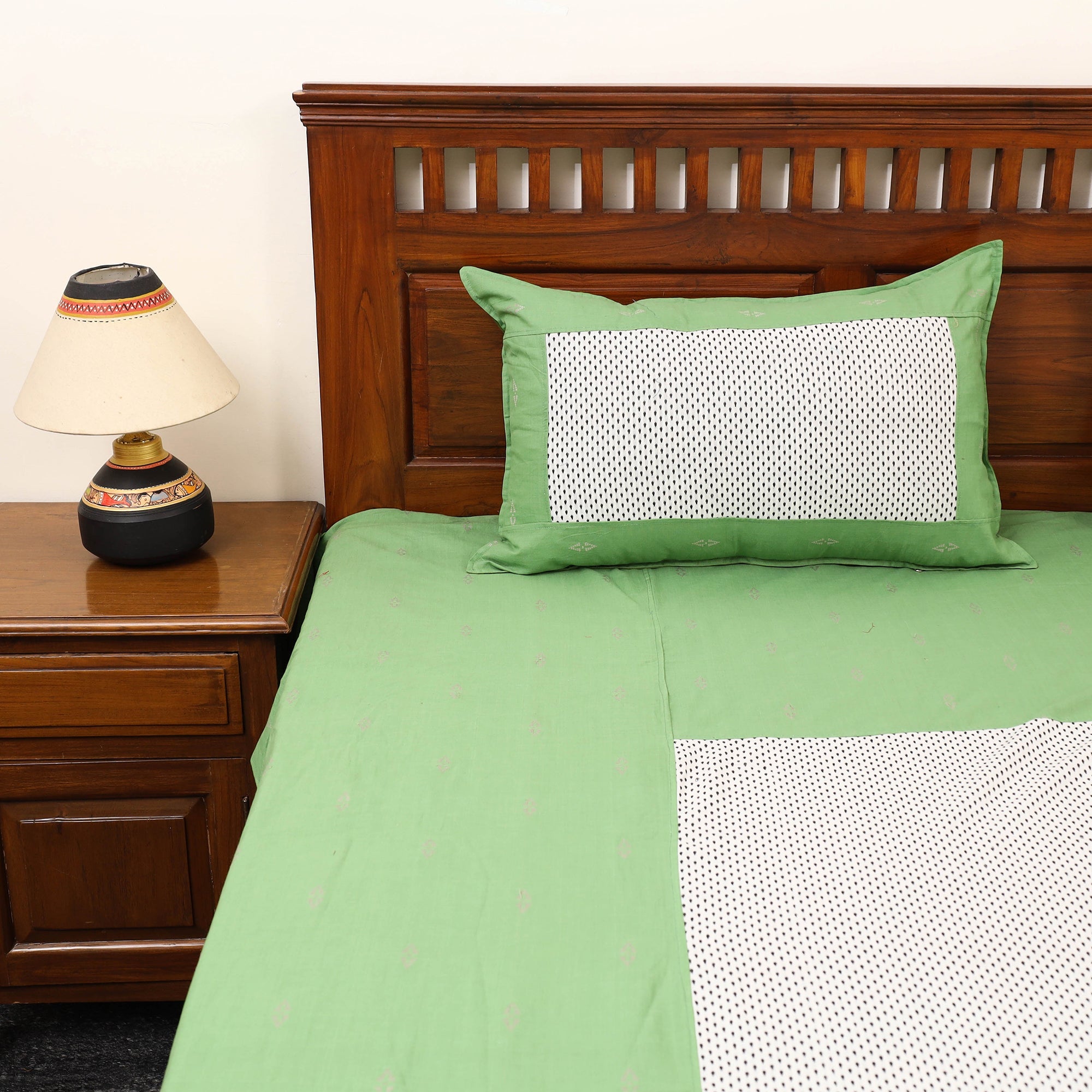 SOUTH KARGHA Patchwork Cotton Double Jacquard Bedsheet Set 12 - view 2