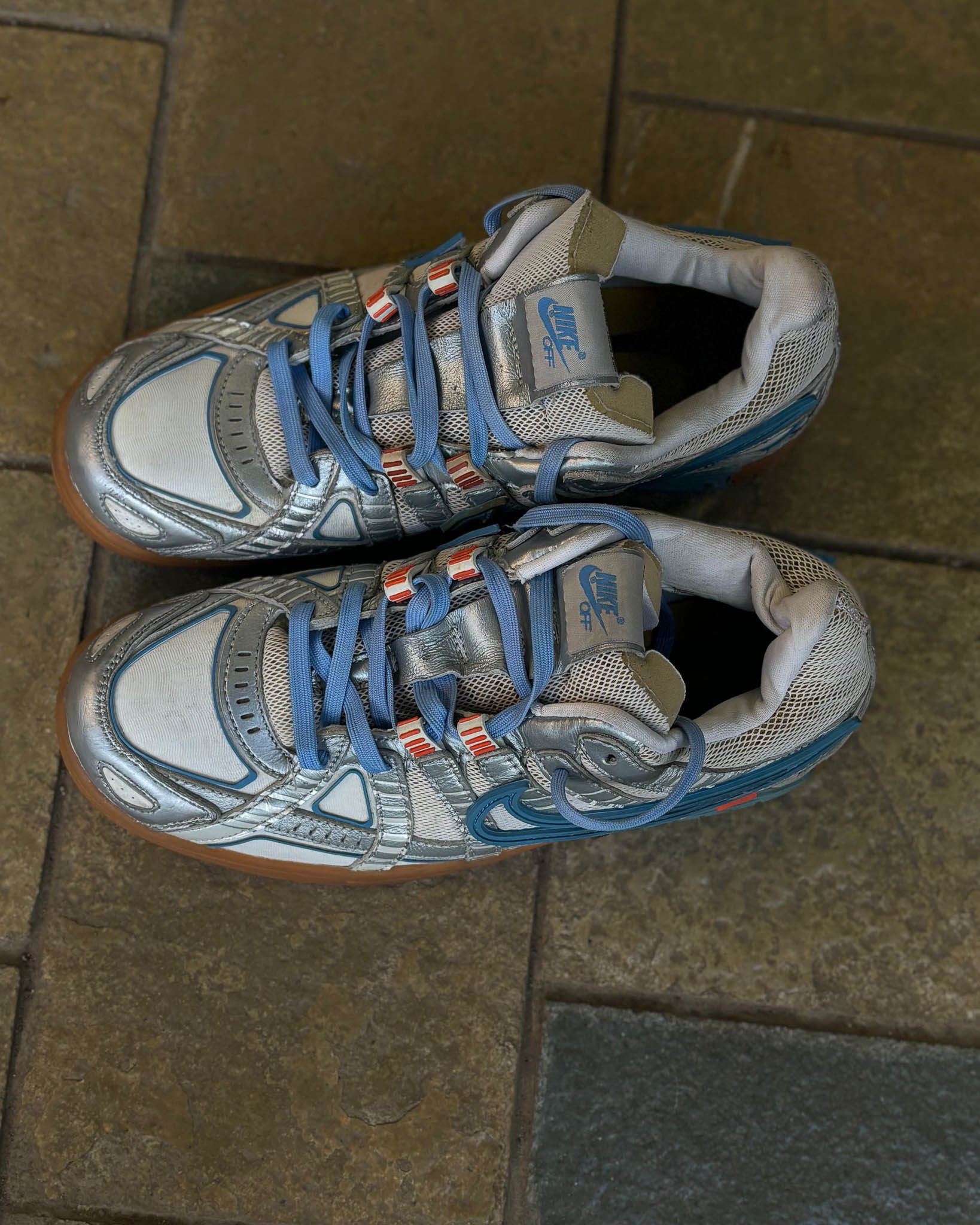 Nike X Off-White Air Rubber Dunk "University Blue" Sneakers - view 2
