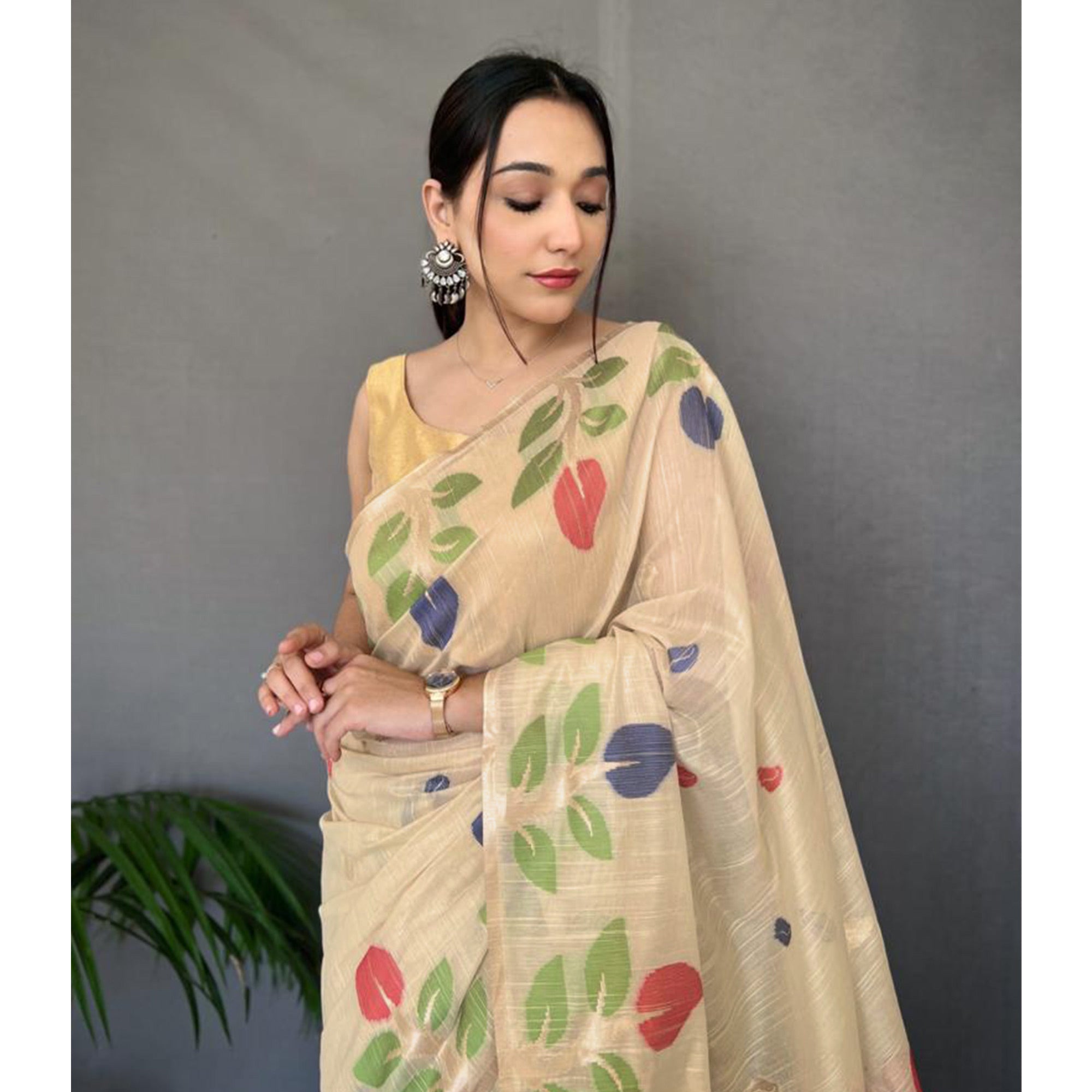 Peachmode Chikoo Floral Woven Cotton Saree – Women's - view 5