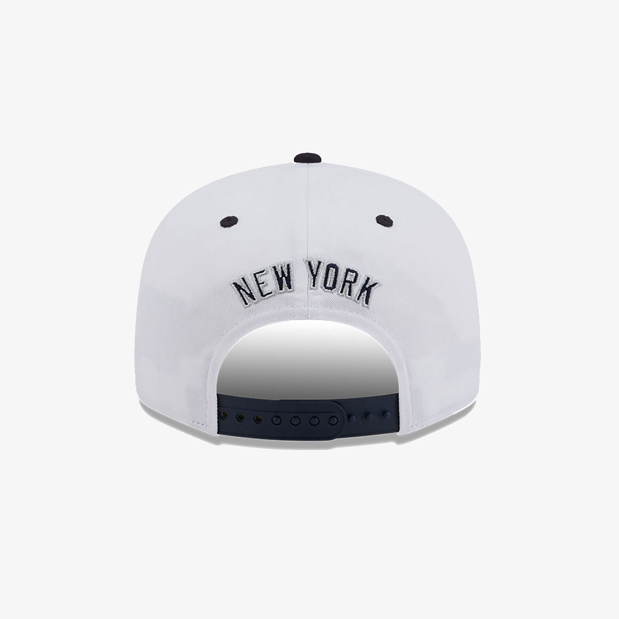 New Era | NEW YORK YANKEES WHITE CROWN PATCH WHITE 9FIFTY SNAPBACK CAP { WHITE