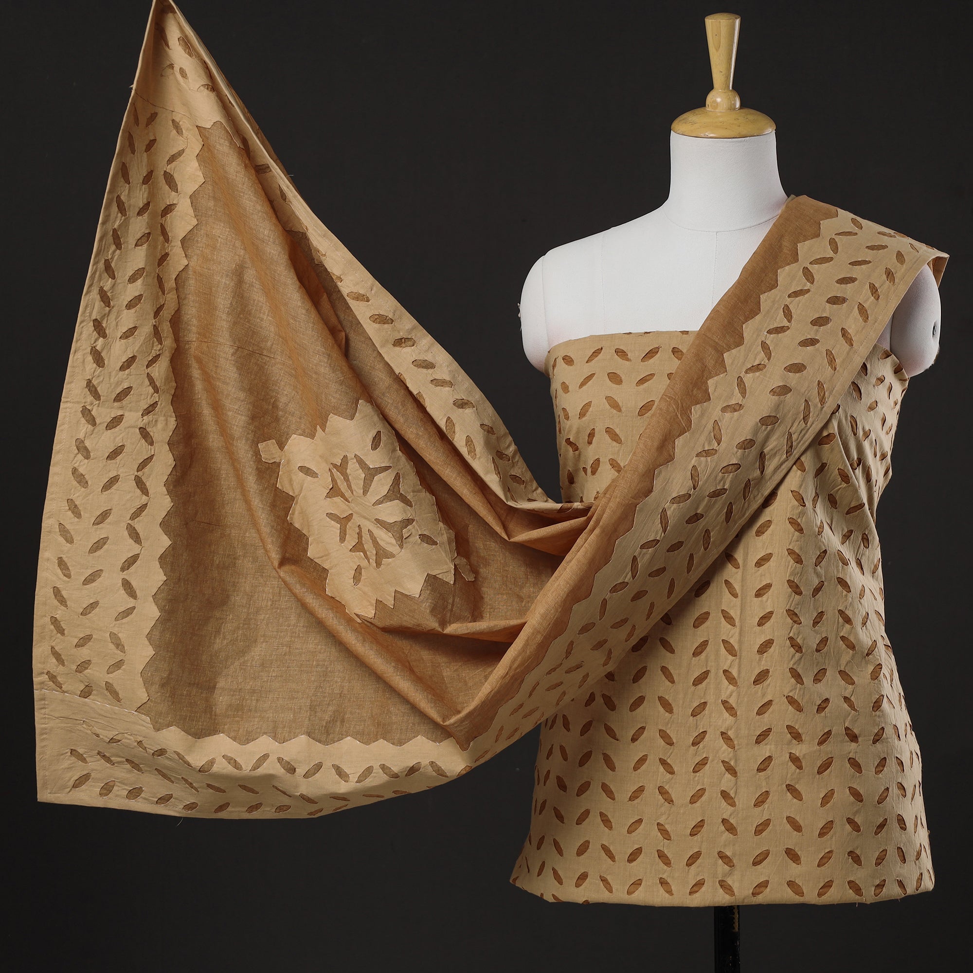 SHADES OF MARUDHARA 3pc Cut Work Cotton Barmer Applique Dress Material 09