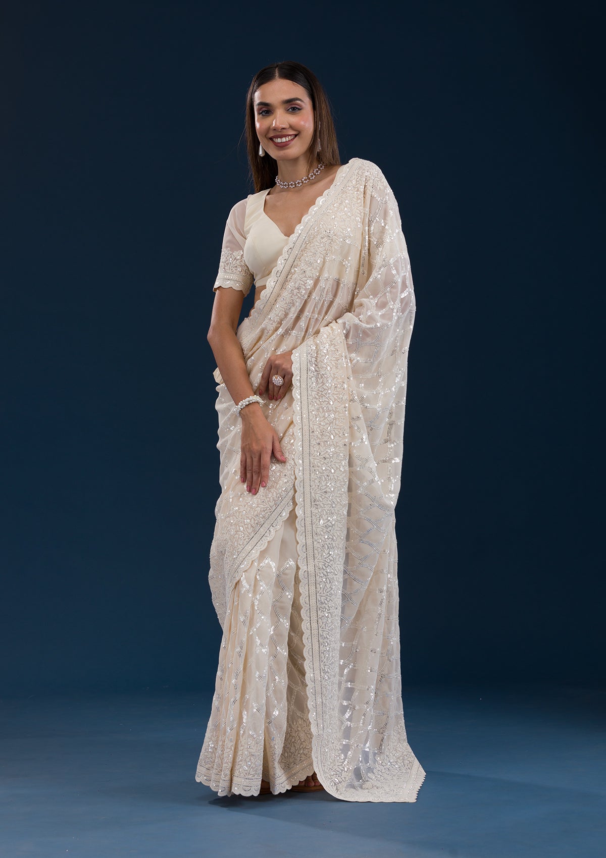 Koskii Cream Threadwork Georgette Saree – Women's