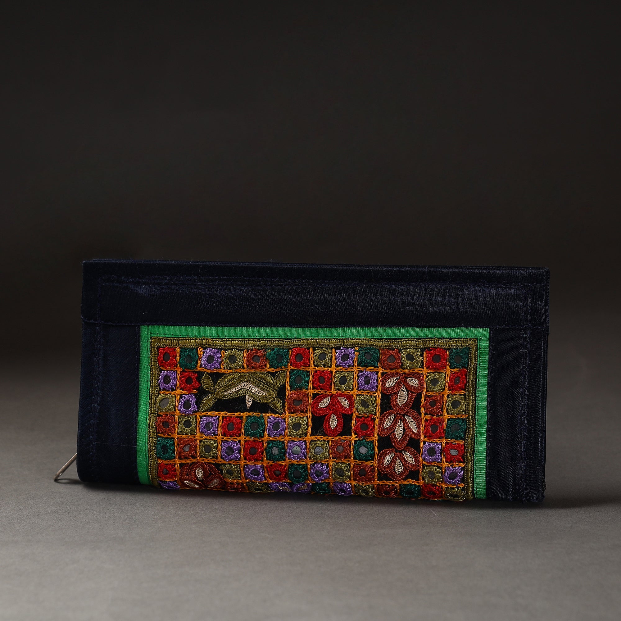 KACHCHH JI CHHAAP Black - Kutchi Embroidery Mirror Work Clutch