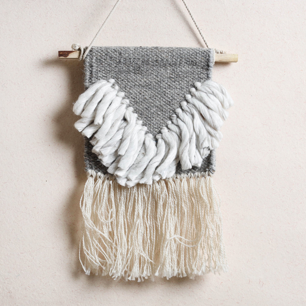 ITOKRI CRAFTS INITIATIVE Bhadohi Handwoven Wool Geometric Fringed Wall Hanging