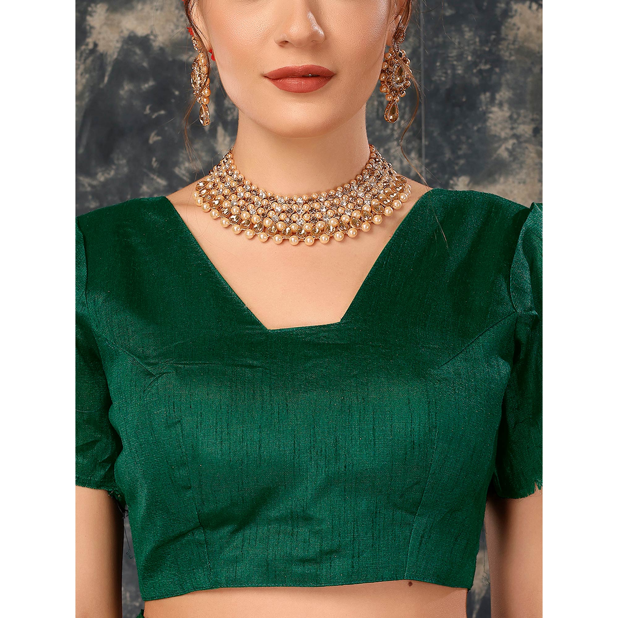 BlackTree green-floral-foil-printed-vichitra-silk-saree-with-lace-border - view 8