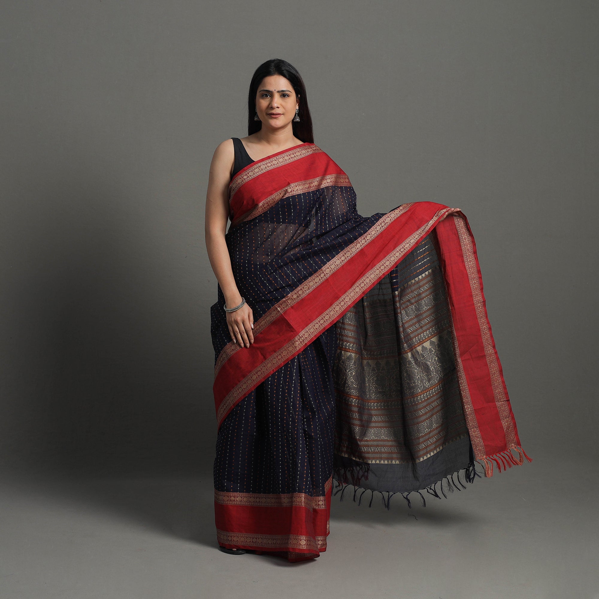 SOUTH KARGHA Black - Handloom Cotton Thread Border Kanchipuram Saree 18