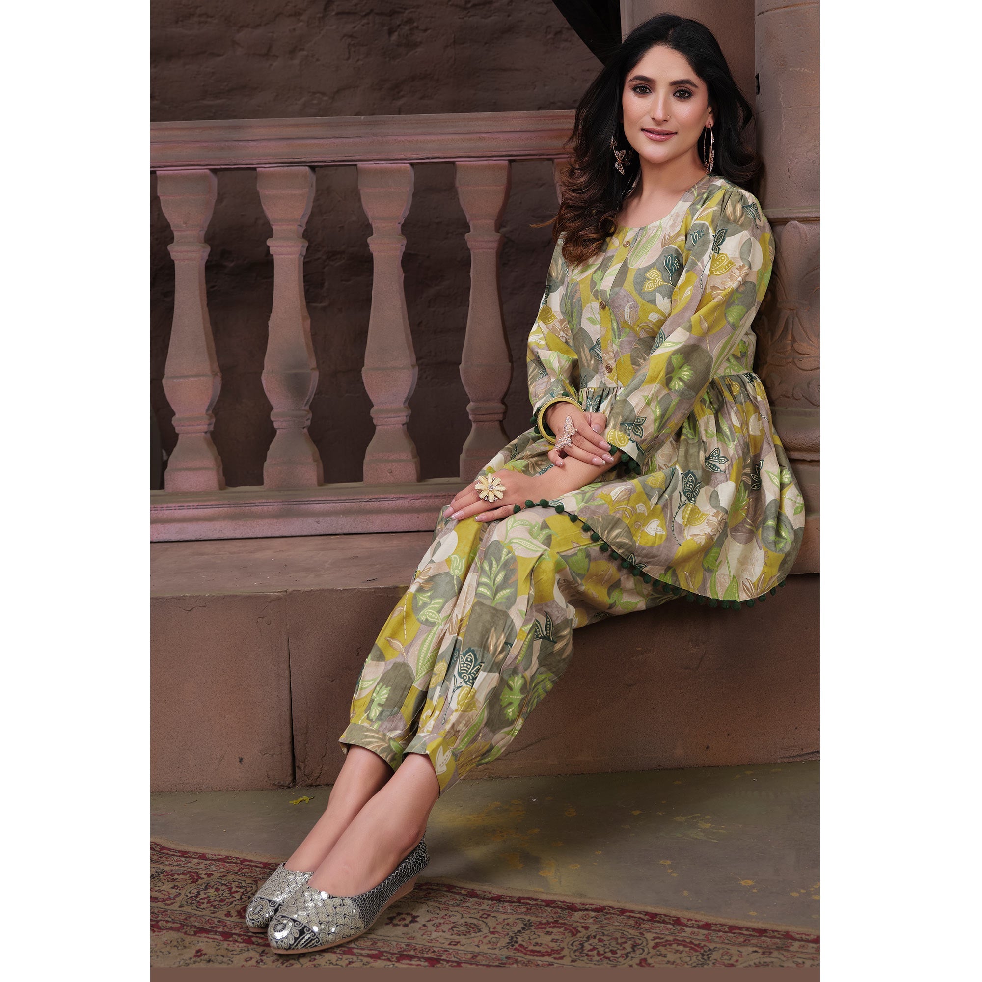 BlackTree green-floral-printed-chanderi-co-ord-set - view 5