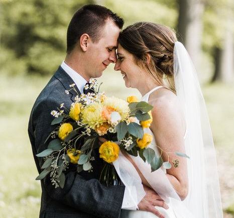 fiftyflowers.com Sunny Spring DIY Wedding